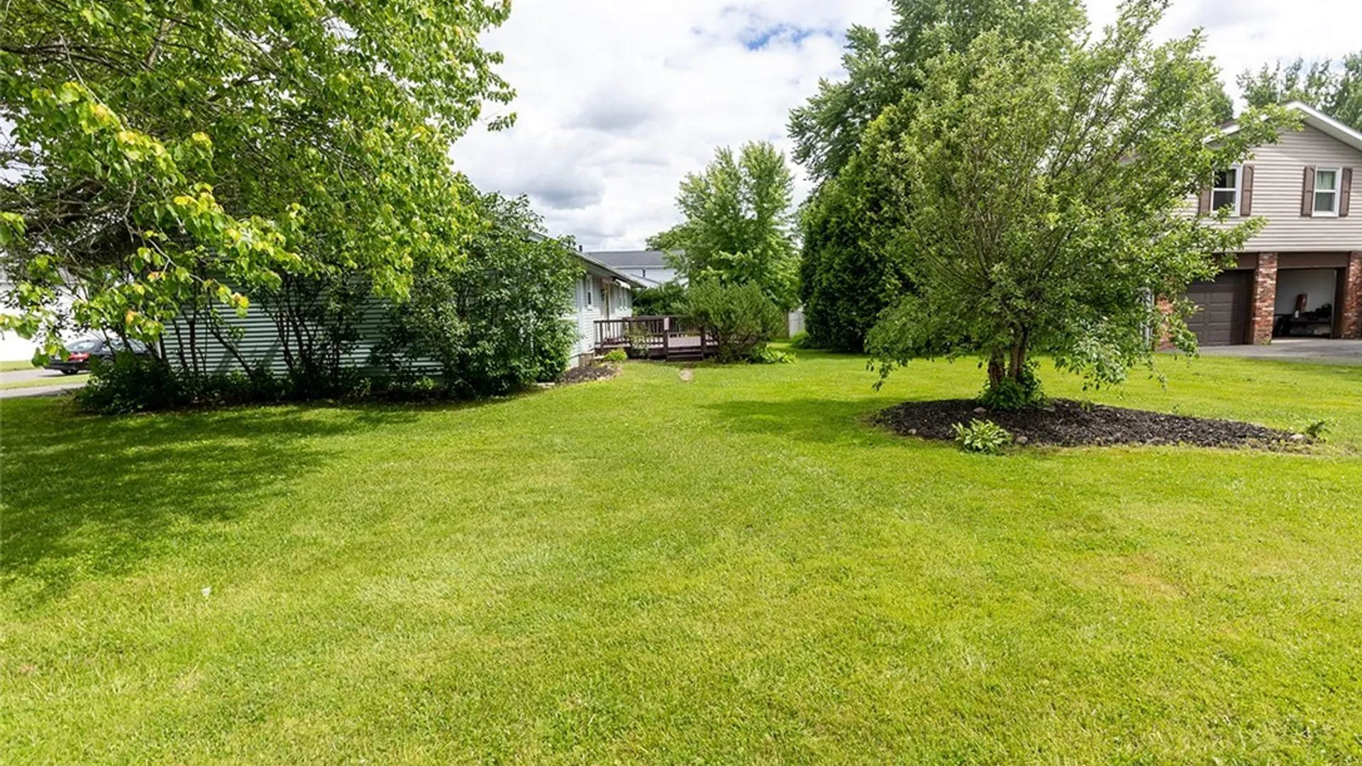 Property at 5350 Vineyard Drive, Clay, NY 13041 30