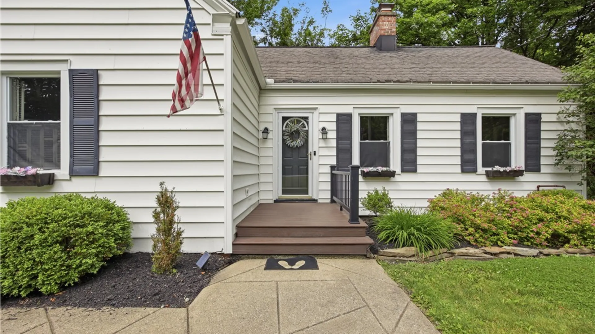 Property at 260 Girdle Road, Elma, NY 14052 2