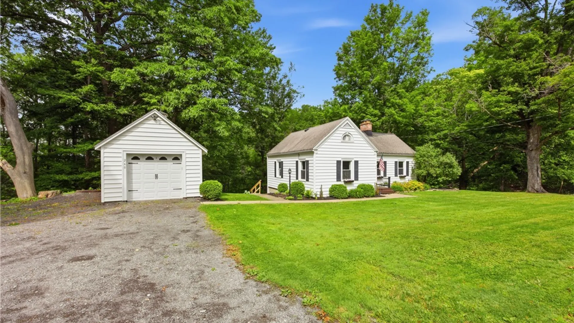 Property at 260 Girdle Road, Elma, NY 14052 3