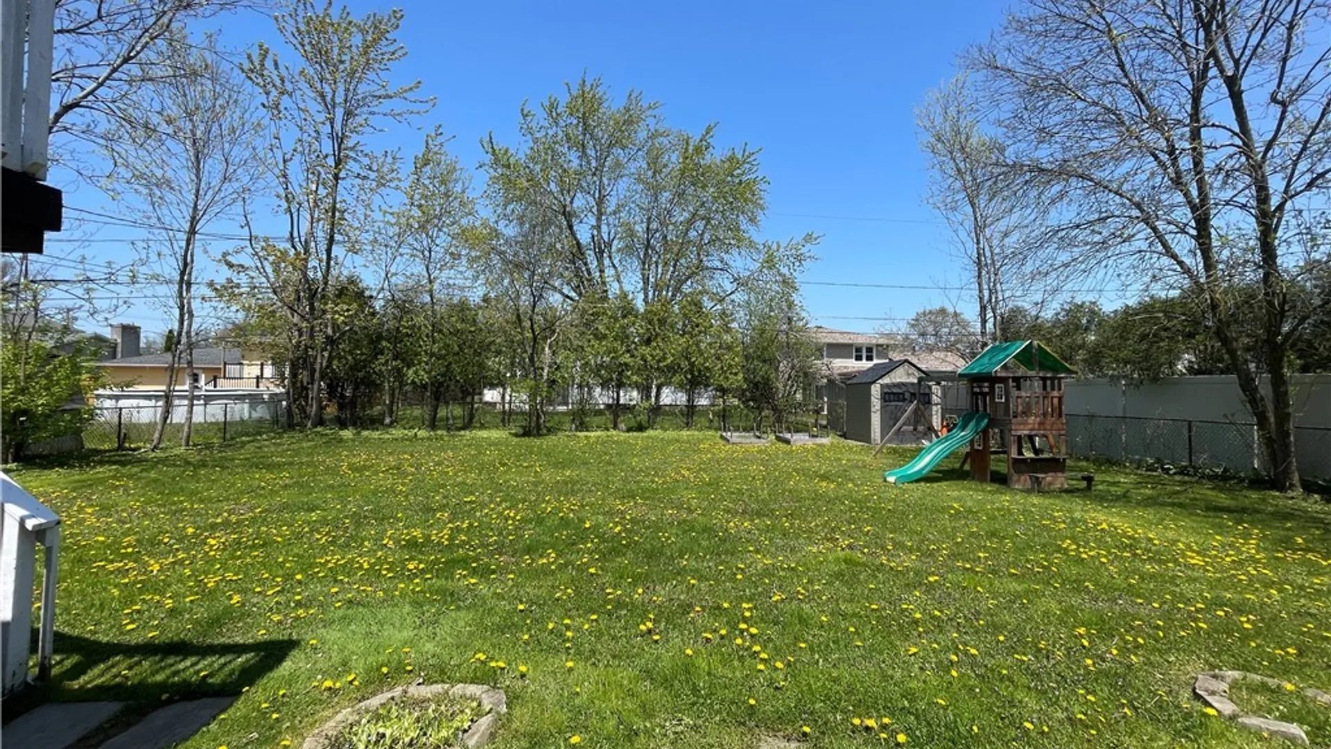 Property at 16 W Klein Road, Amherst, NY 14221 20