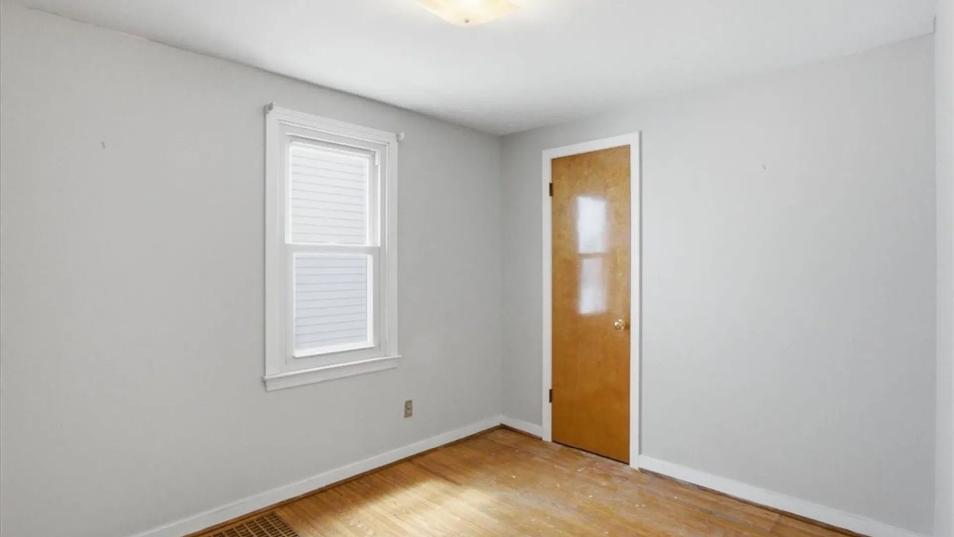 Property at 222 Englewood Avenue, Buffalo, NY 14214 13
