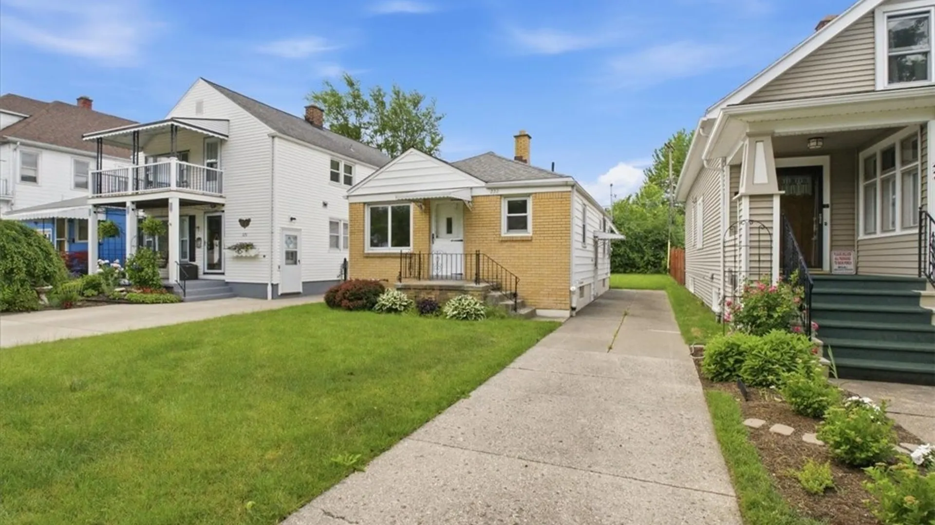 Property at 222 Englewood Avenue, Buffalo, NY 14214 3