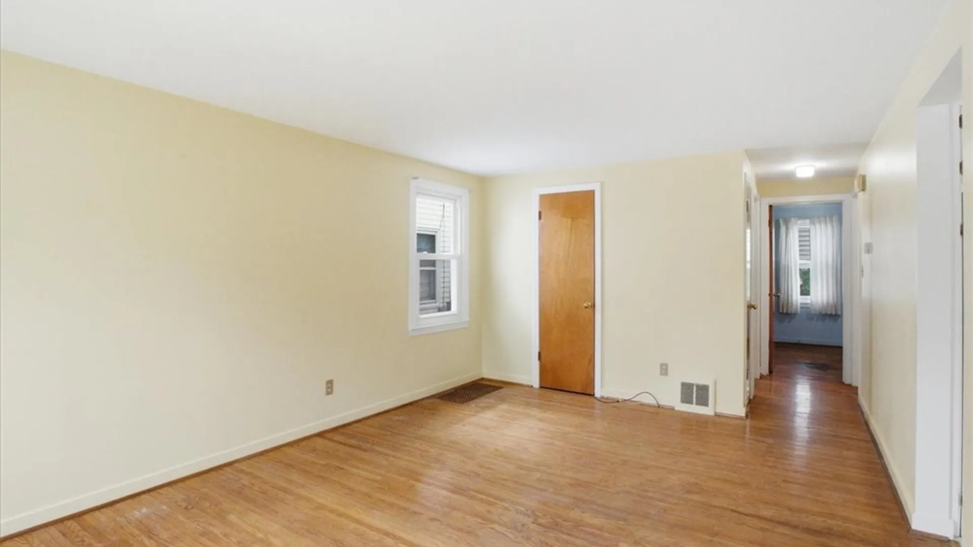 Property at 222 Englewood Avenue, Buffalo, NY 14214 9