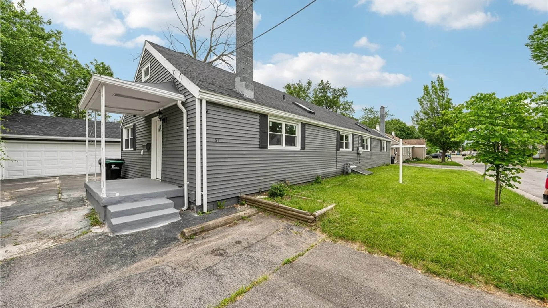 Property at 64 Curwood Court, Tonawanda, NY 14150 2