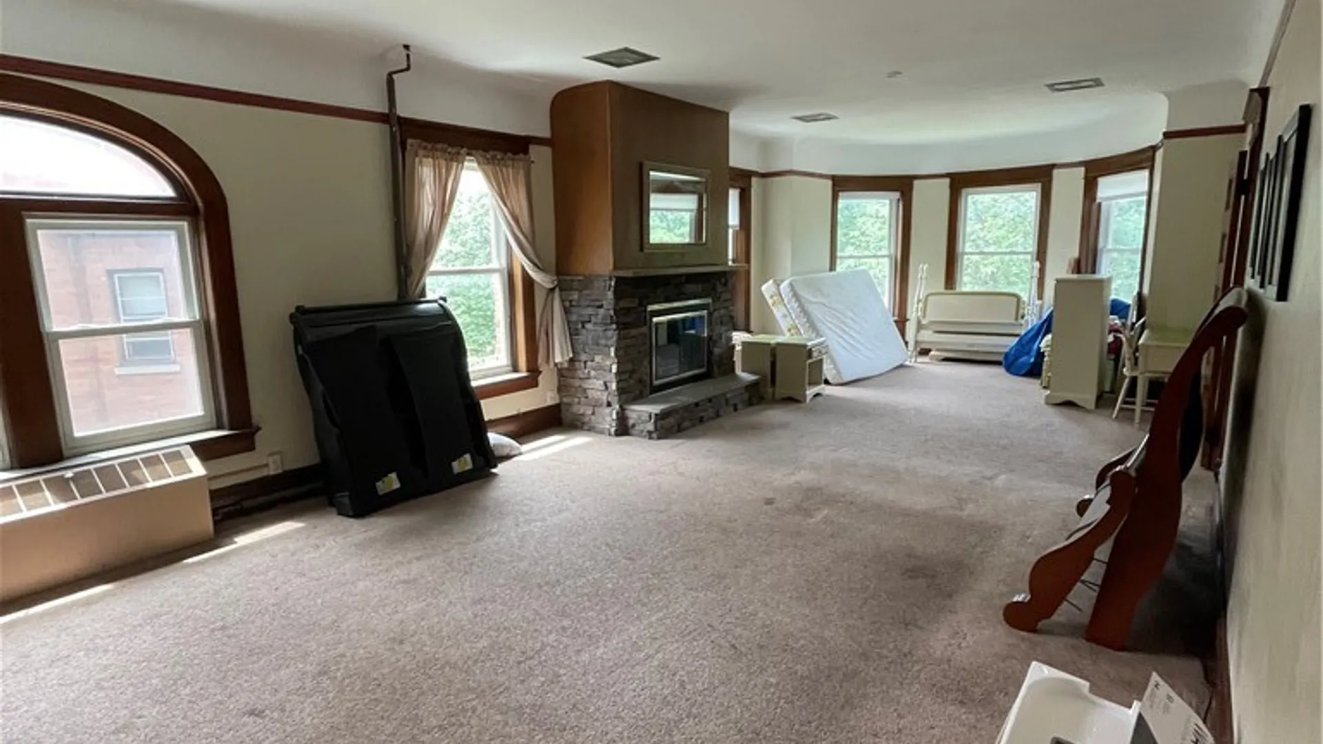 Property at 702 Danforth Street, Syracuse, NY 13208 10