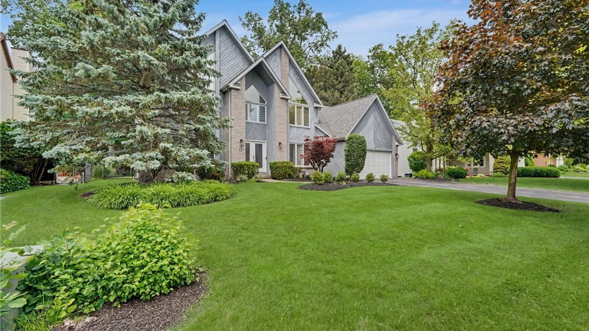 Property at 32 Vassar Drive, Amherst, NY 14068 2