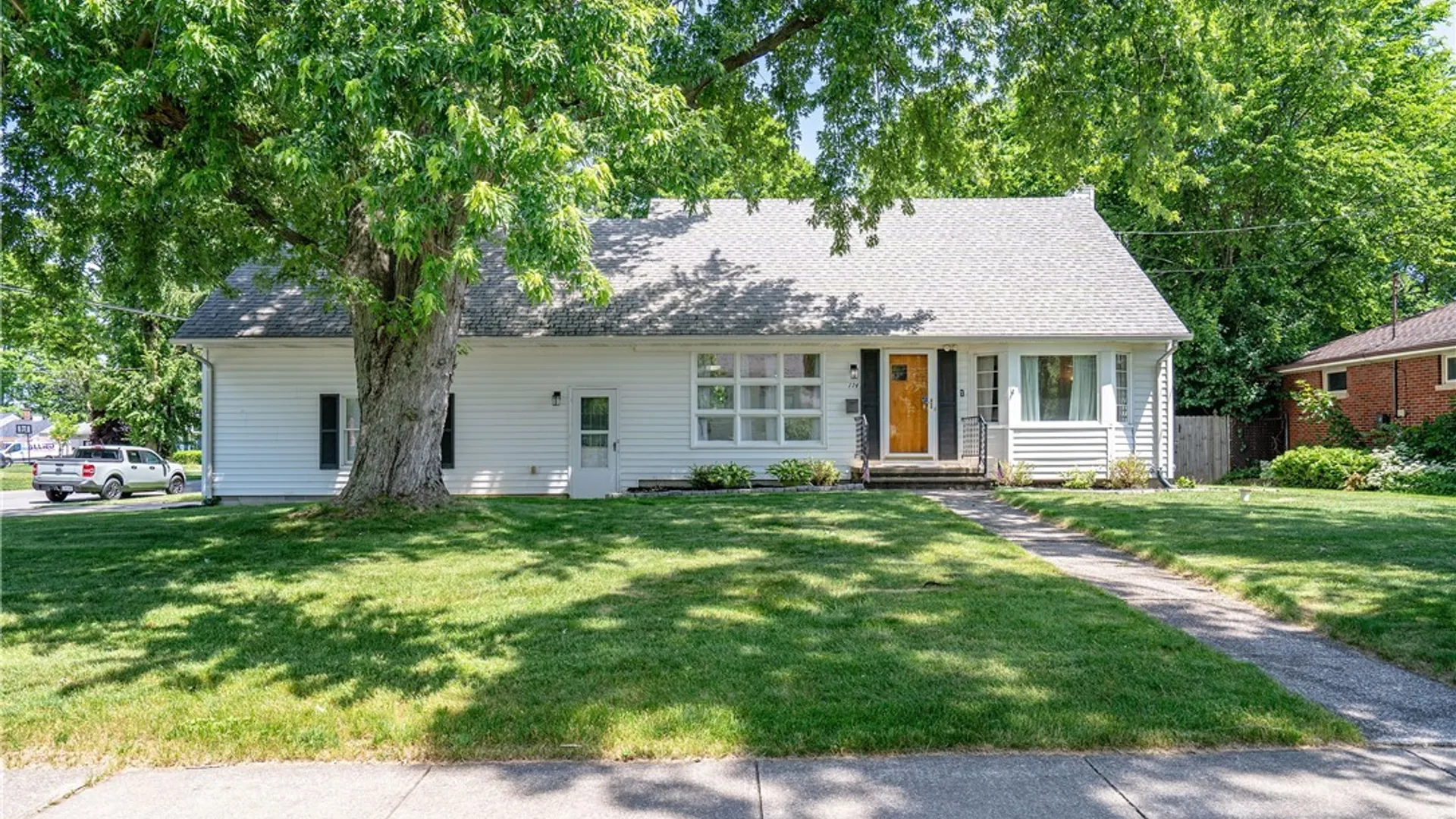 Property at 114 Euclid Avenue, Hamburg, NY 14075 2