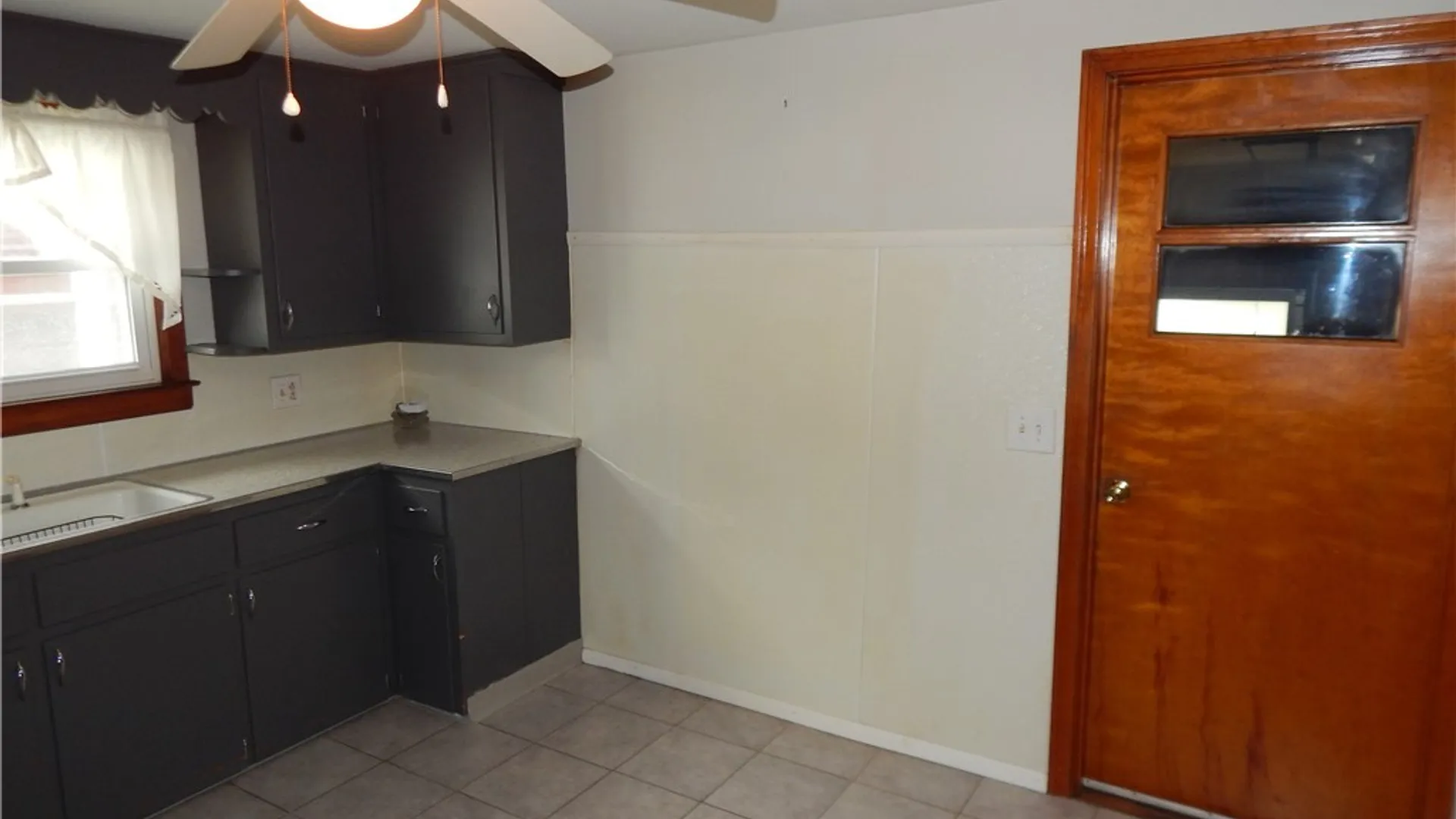 Property at 217 Briggs Street, Syracuse, NY 13208 14