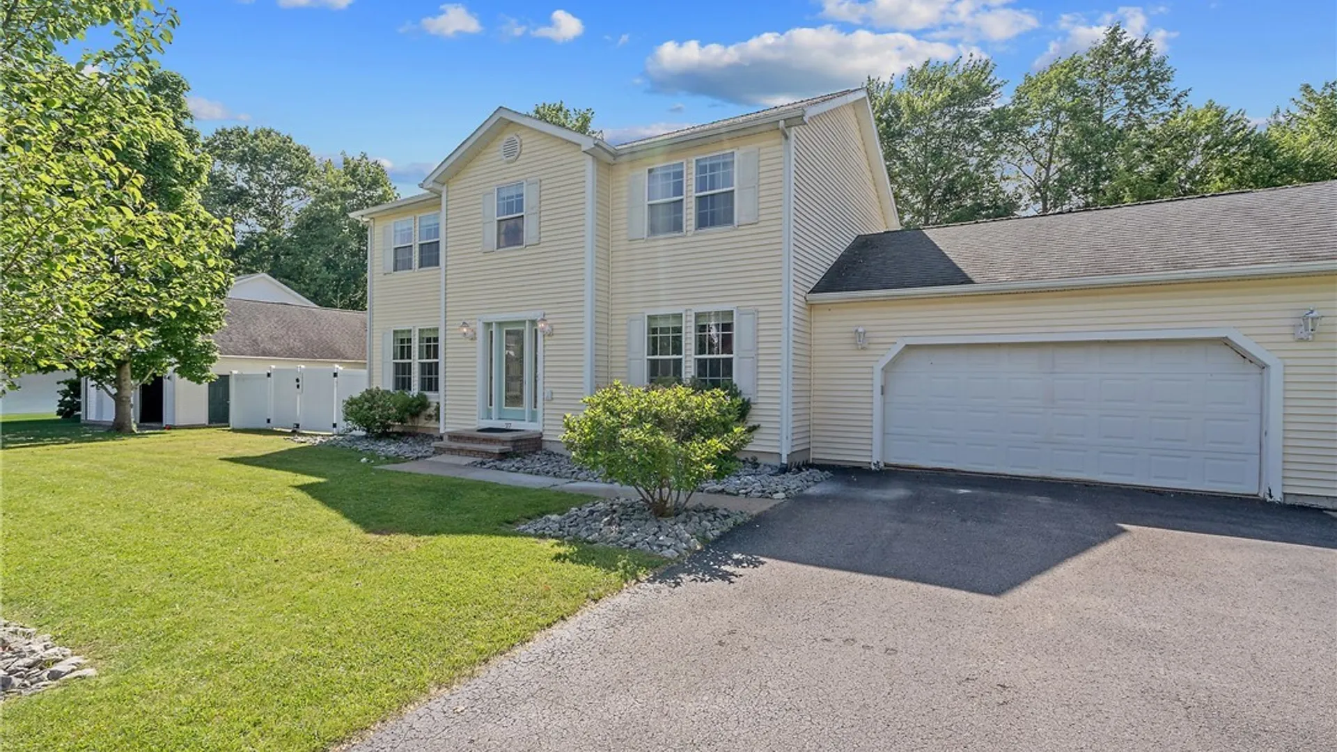 Property at 27 Tupelo Drive, Scriba, NY 13126 2