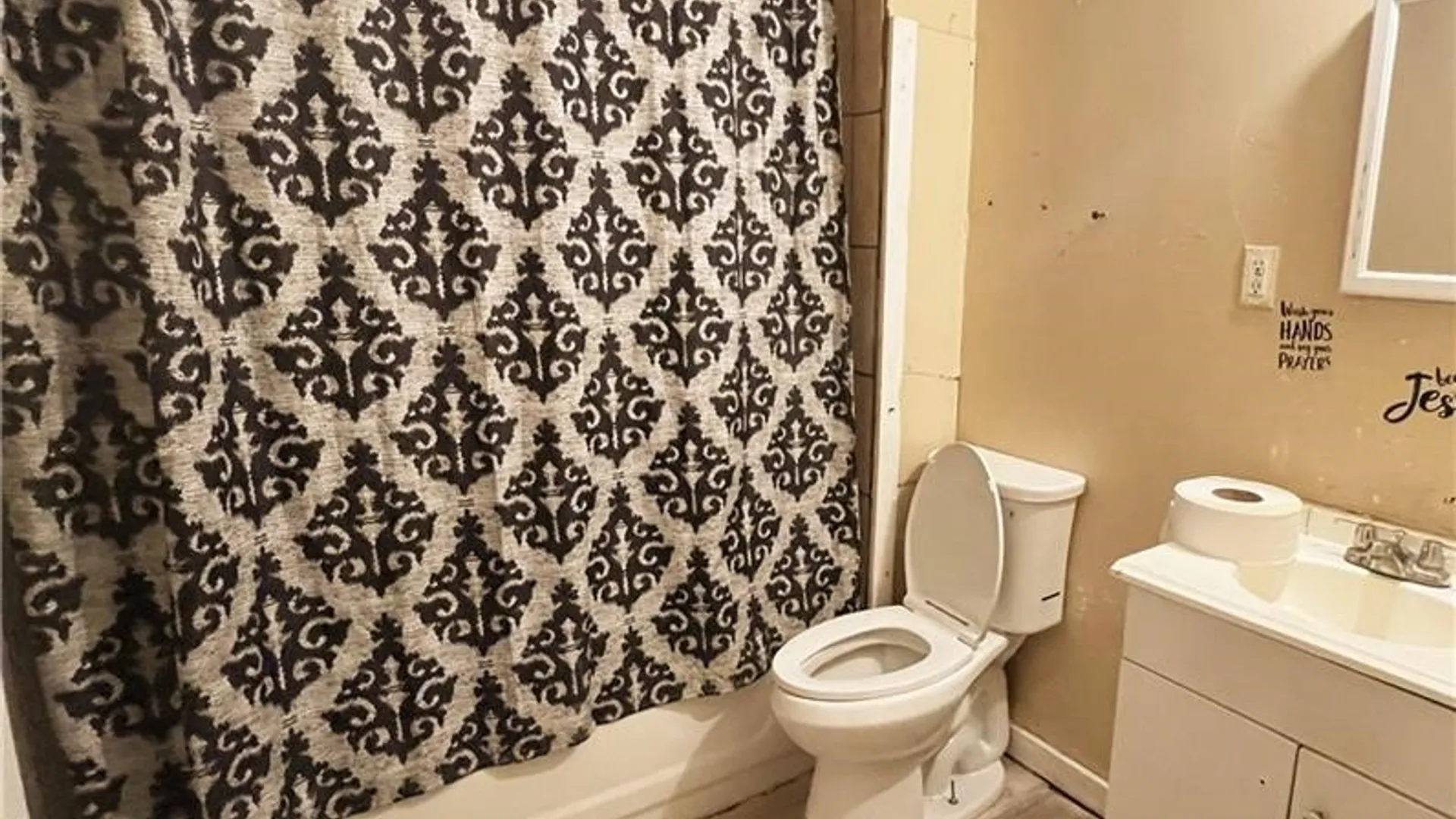 Property at 308 Rowland Street, Syracuse, NY 13204 8