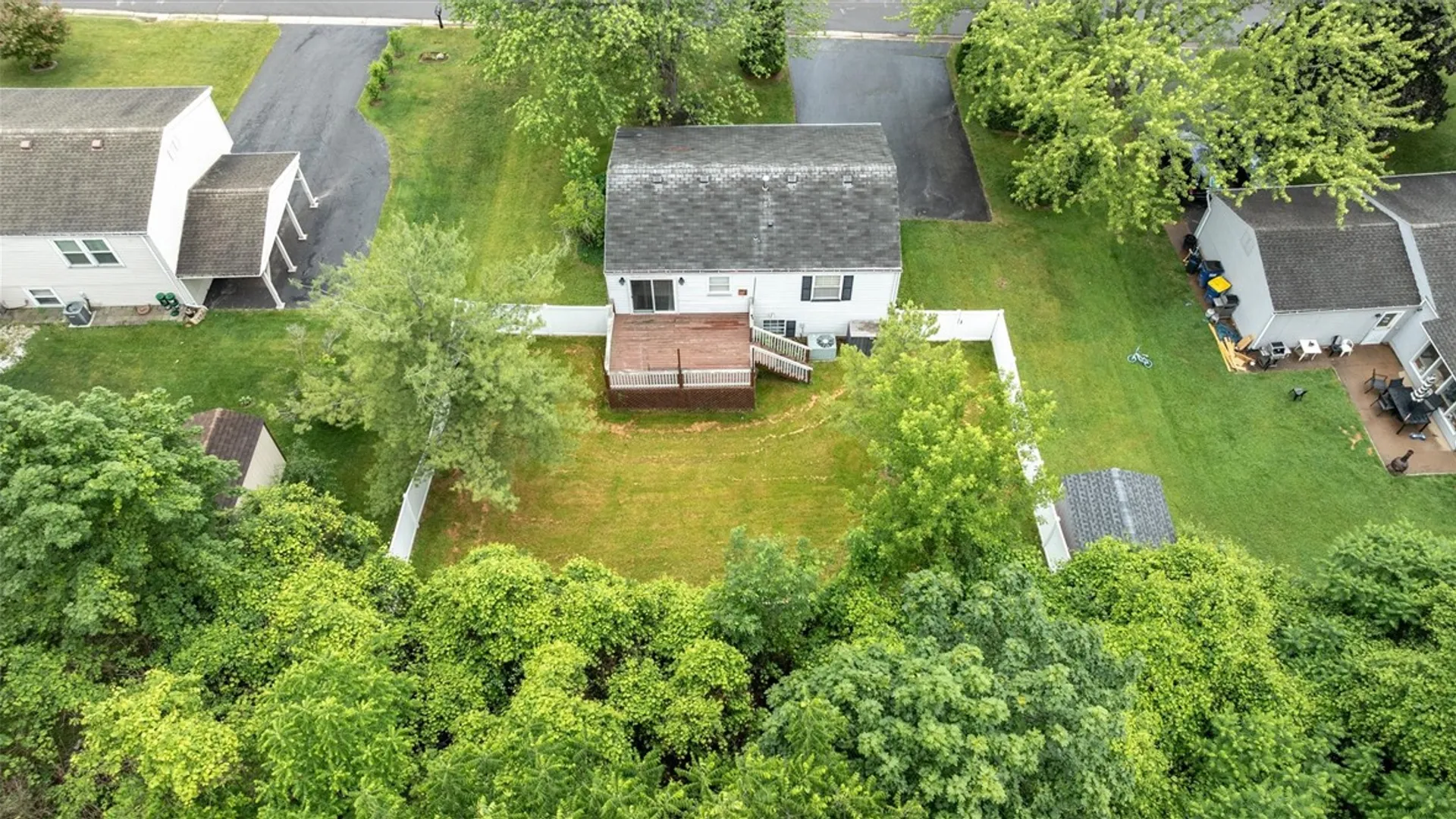 Property at 16 Falcon Drive, Henrietta, NY 14586 35