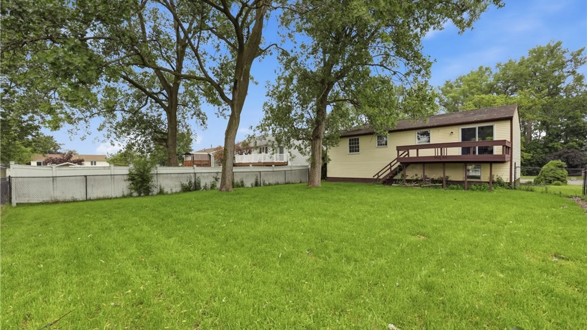 Property at 163 Losson Road, Cheektowaga, NY 14227 3