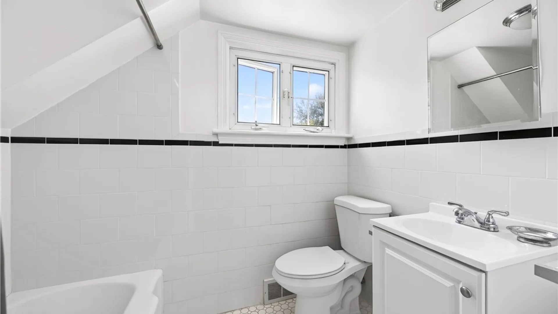Property at 20 New Amsterdam Avenue, Buffalo, NY 14216 22