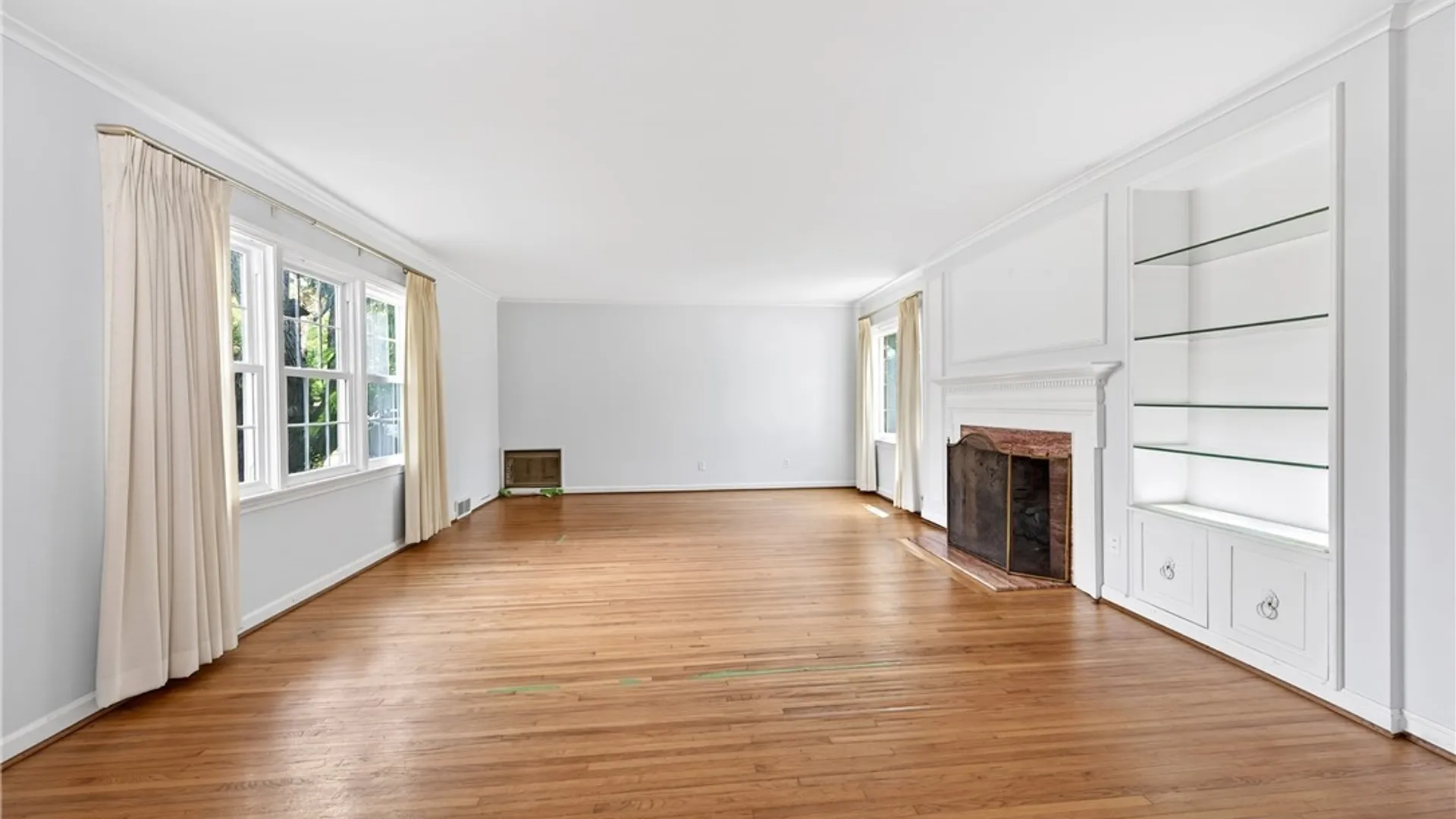 Property at 20 New Amsterdam Avenue, Buffalo, NY 14216 5