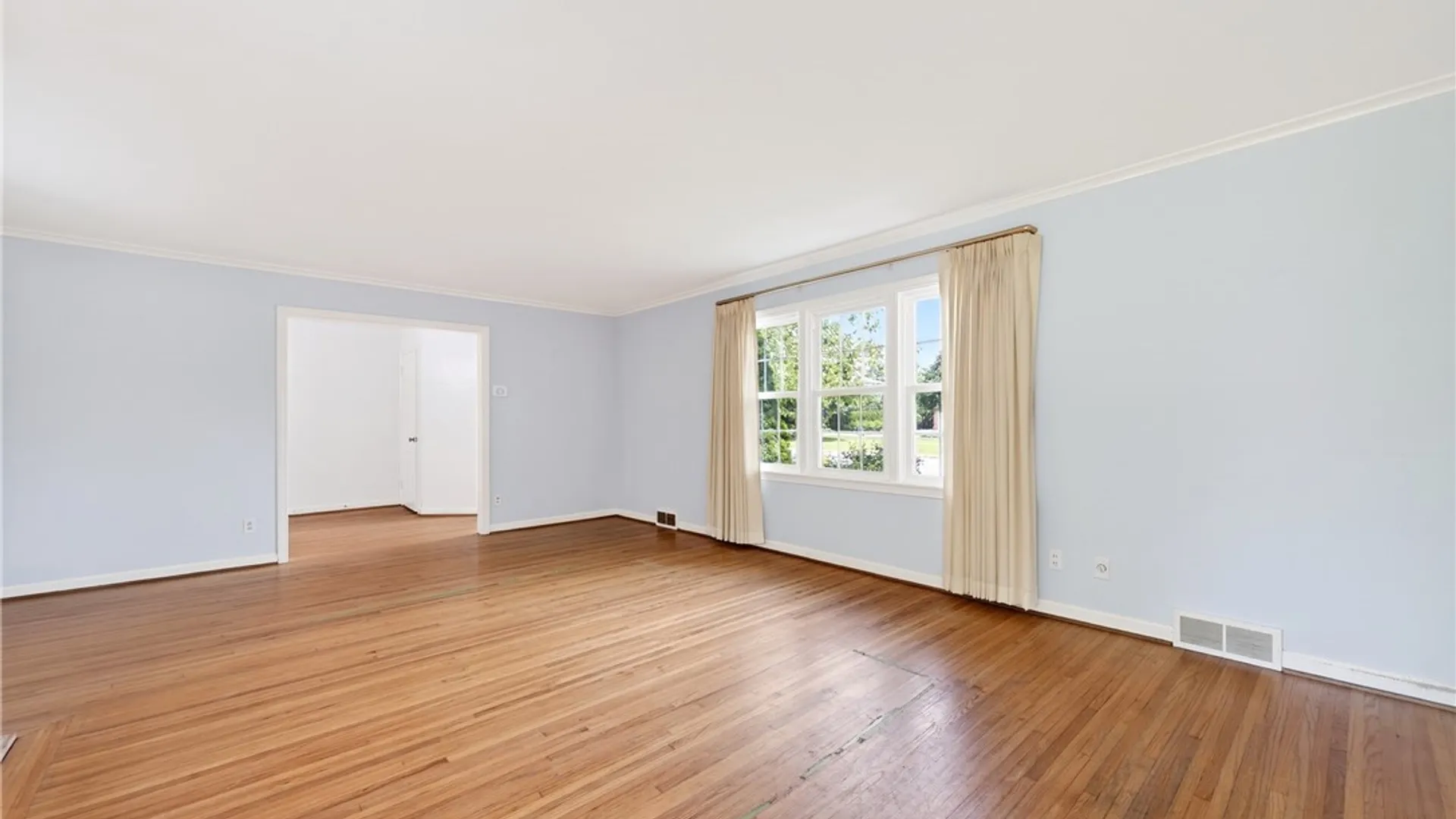 Property at 20 New Amsterdam Avenue, Buffalo, NY 14216 7