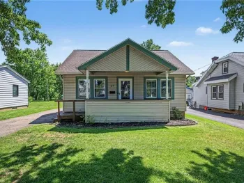 69 Simmons Street, Gates, NY 14606