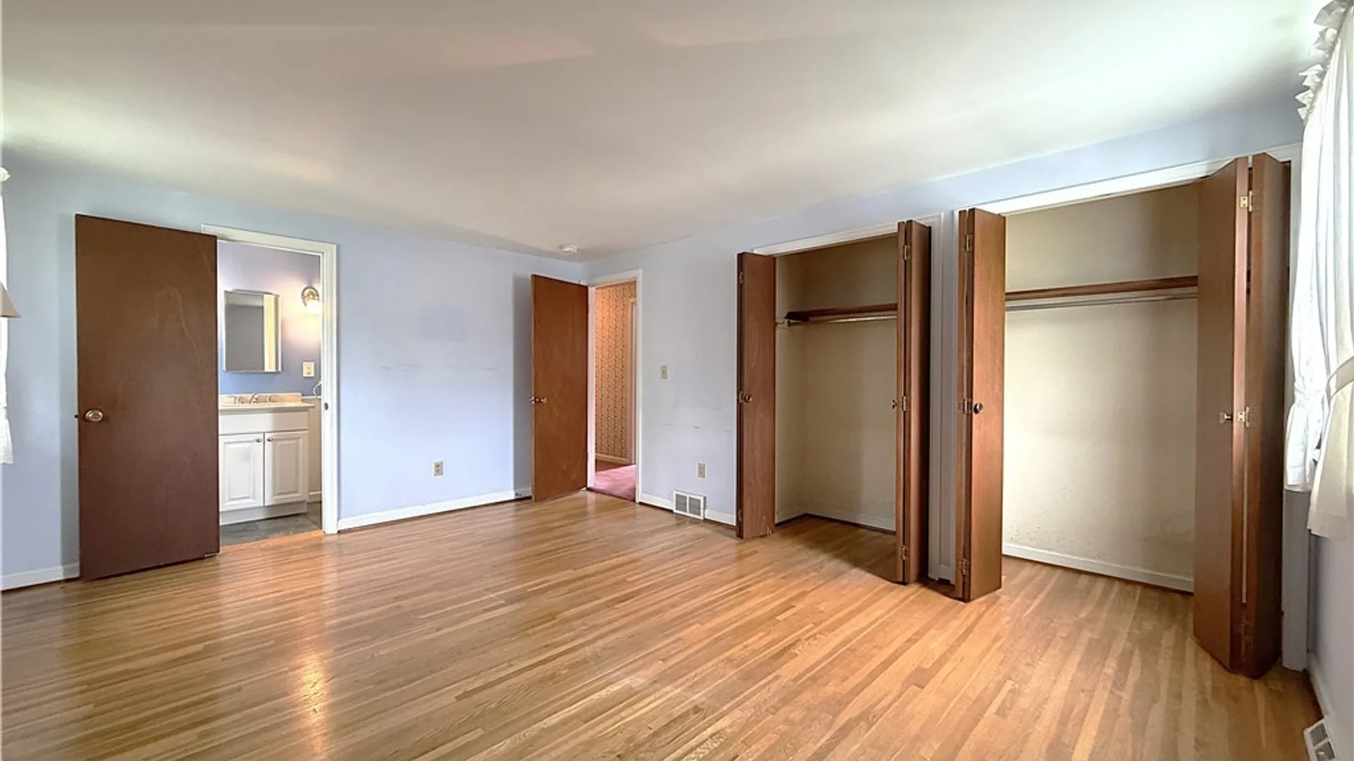Property at 25 Foxpoint, Amherst, NY 14221 20