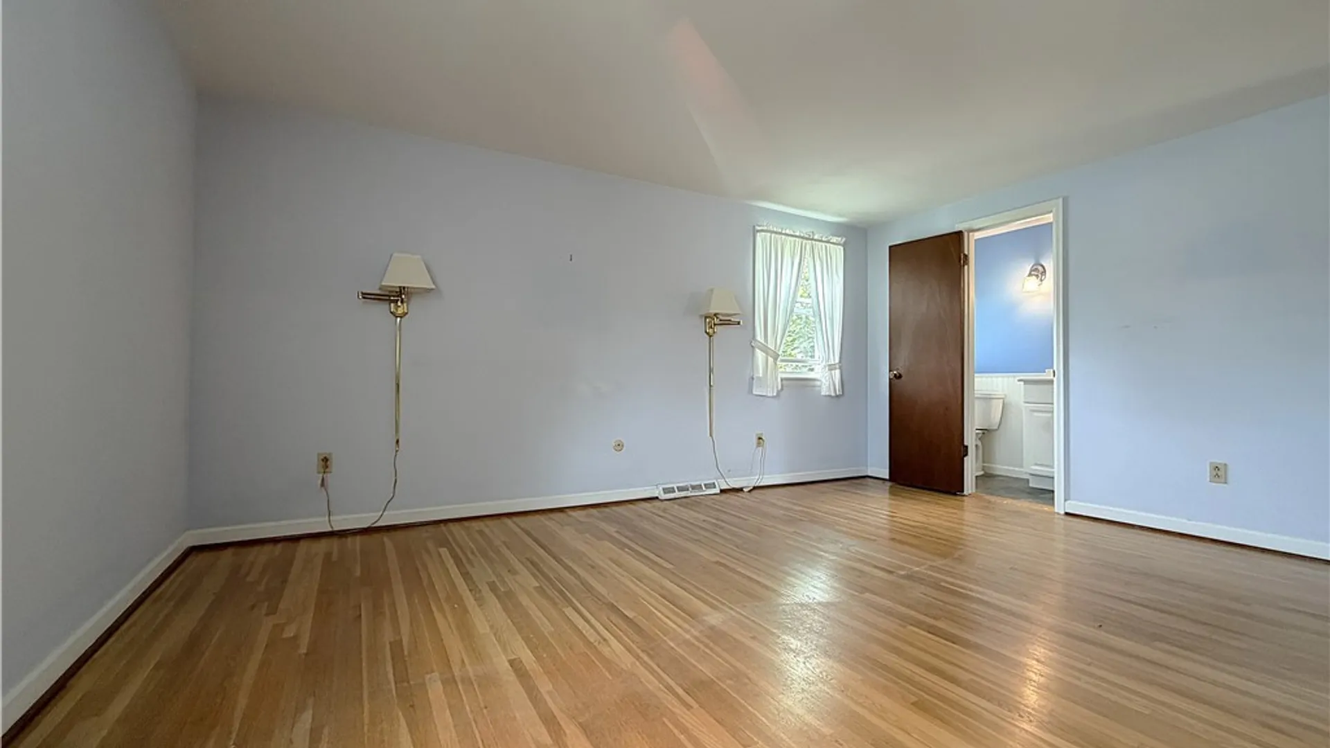 Property at 25 Foxpoint, Amherst, NY 14221 21