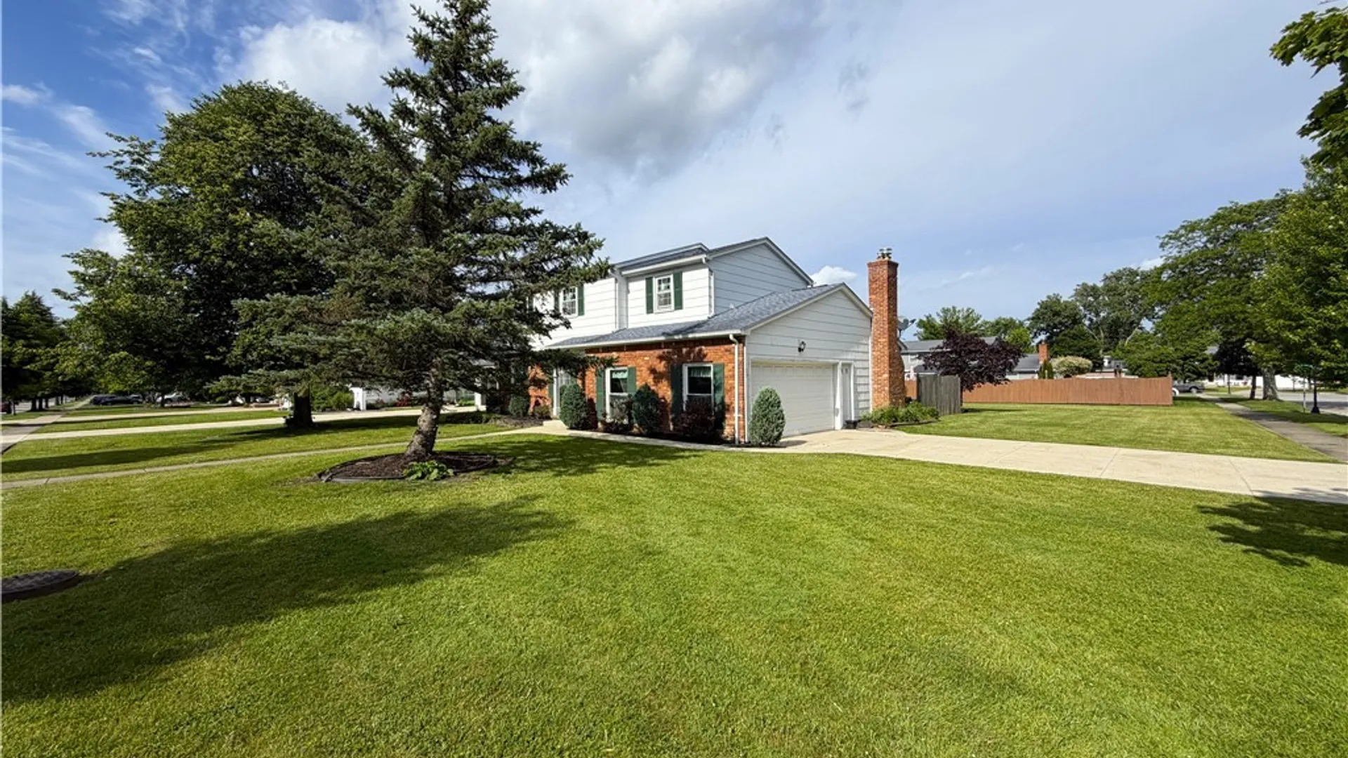 Property at 25 Foxpoint, Amherst, NY 14221 38