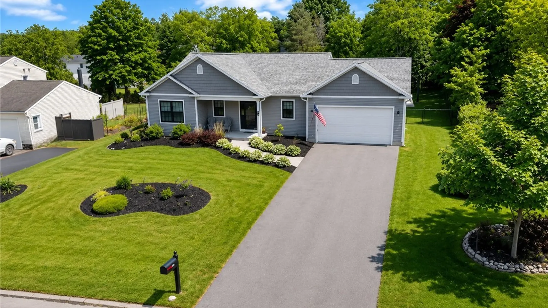 Property at 106 Kathleen Terrace, Camillus, NY 13031 3