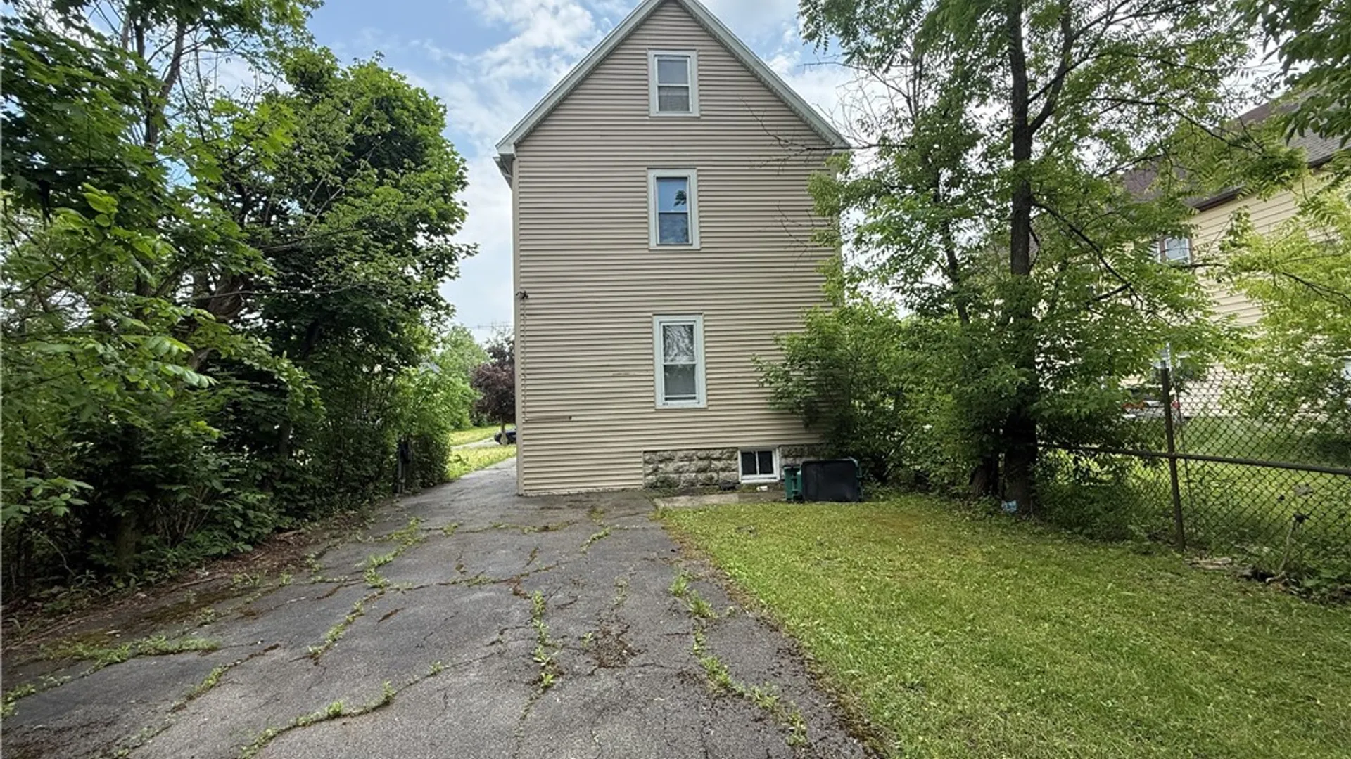 Property at 52 Langmeyer Avenue, Buffalo, NY 14215 22