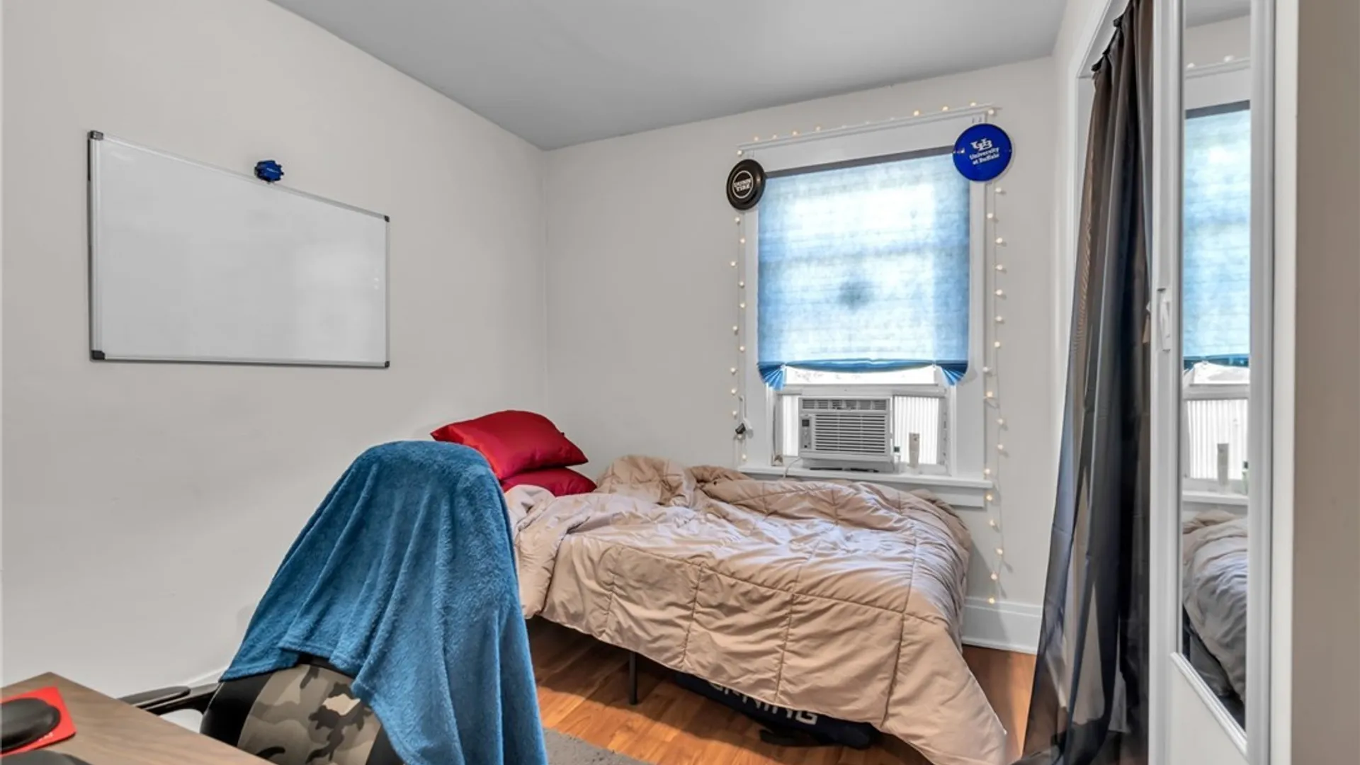 Property at 44 W Winspear Avenue, Buffalo, NY 14214 24