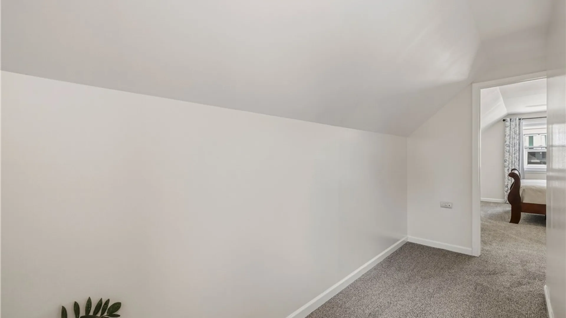 Property at 77 Avondale Place, Buffalo, NY 14210 17