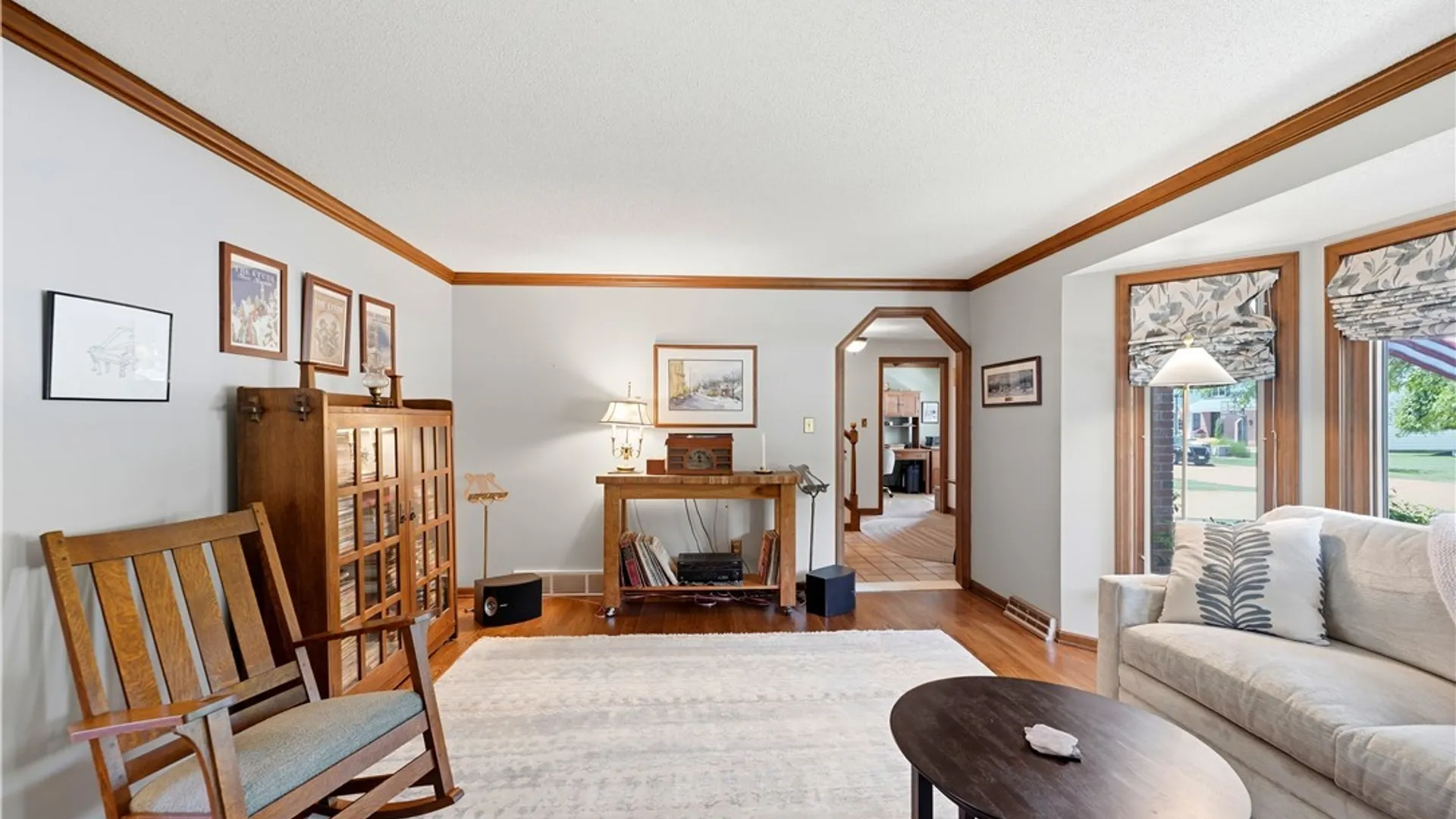 Property at 14 Waxwing Lane, Amherst, NY 14051 10