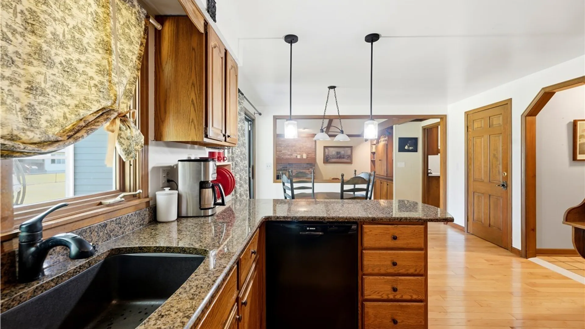 Property at 14 Waxwing Lane, Amherst, NY 14051 21