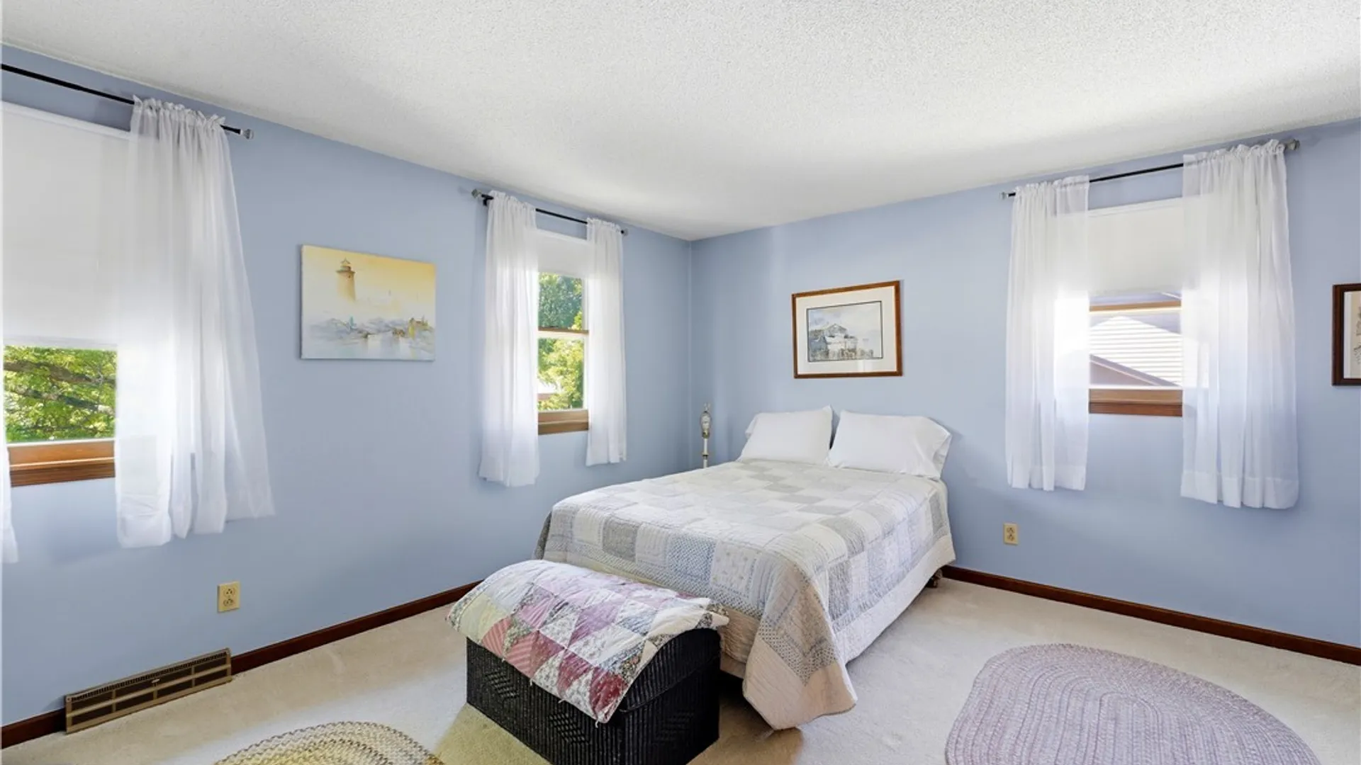 Property at 14 Waxwing Lane, Amherst, NY 14051 37