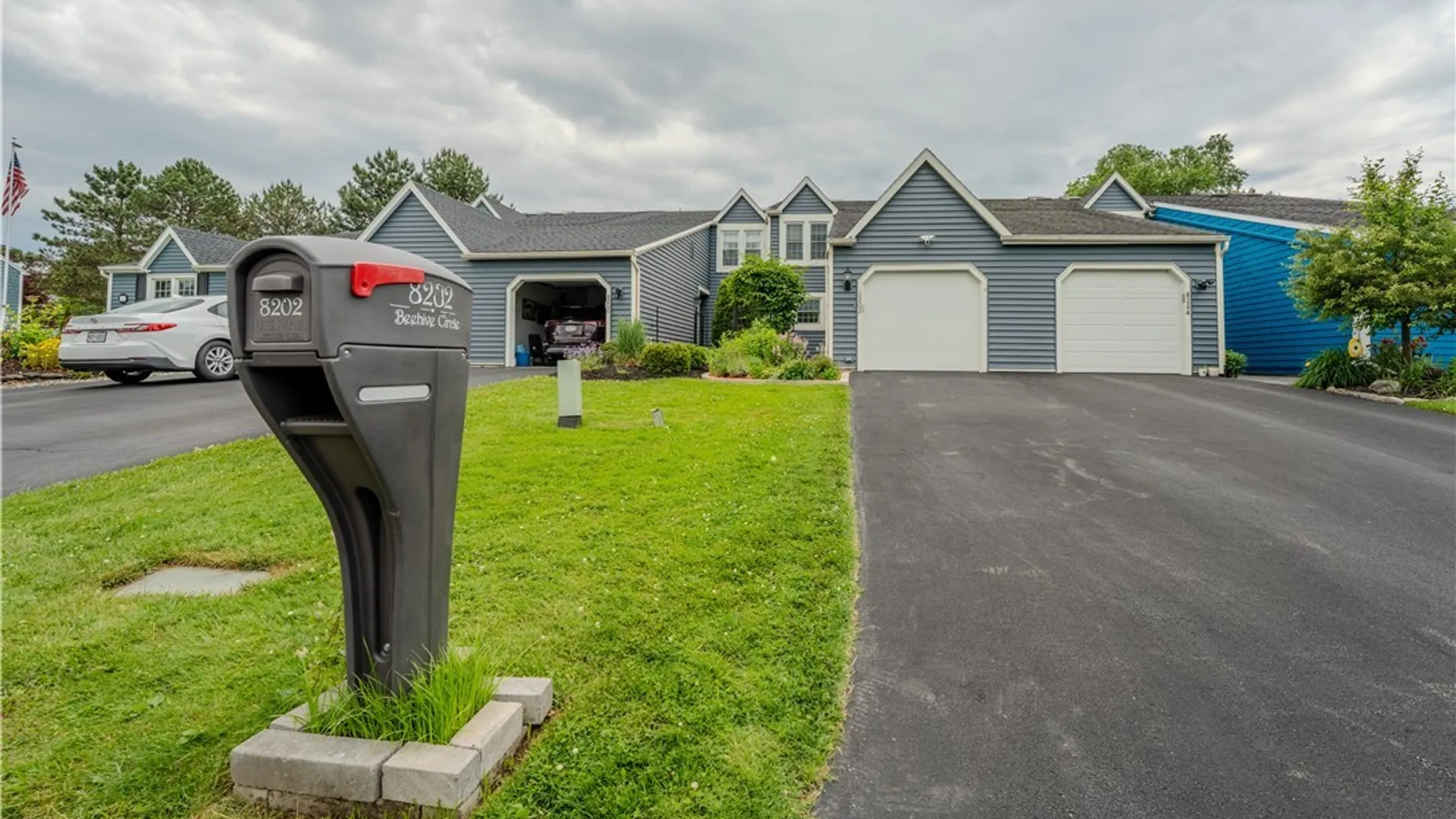 Property at 8202 Beehive Circle, Clay, NY 13090 3