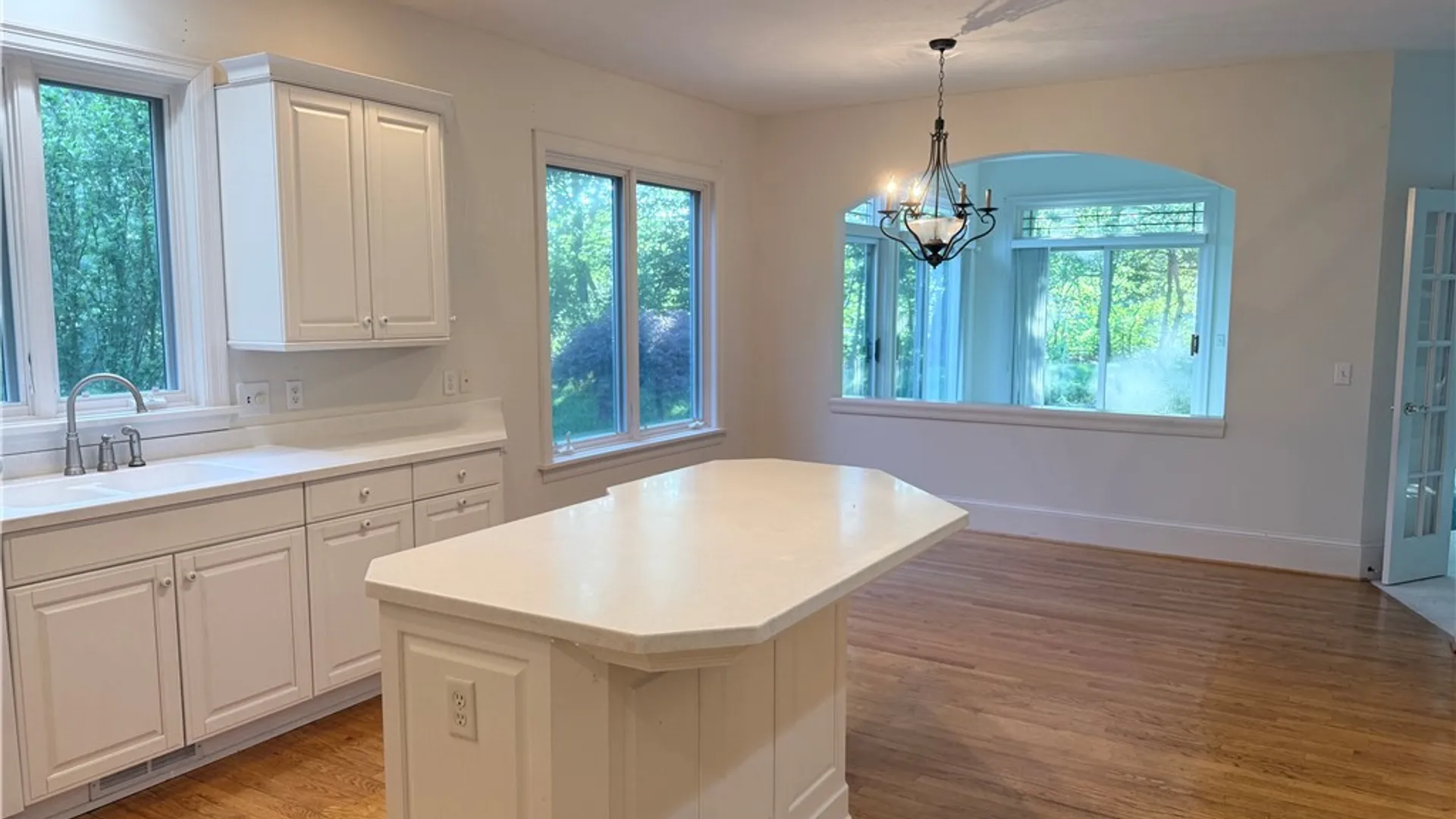 Property at 11 Harrington Drive, Perinton, NY 14450 4