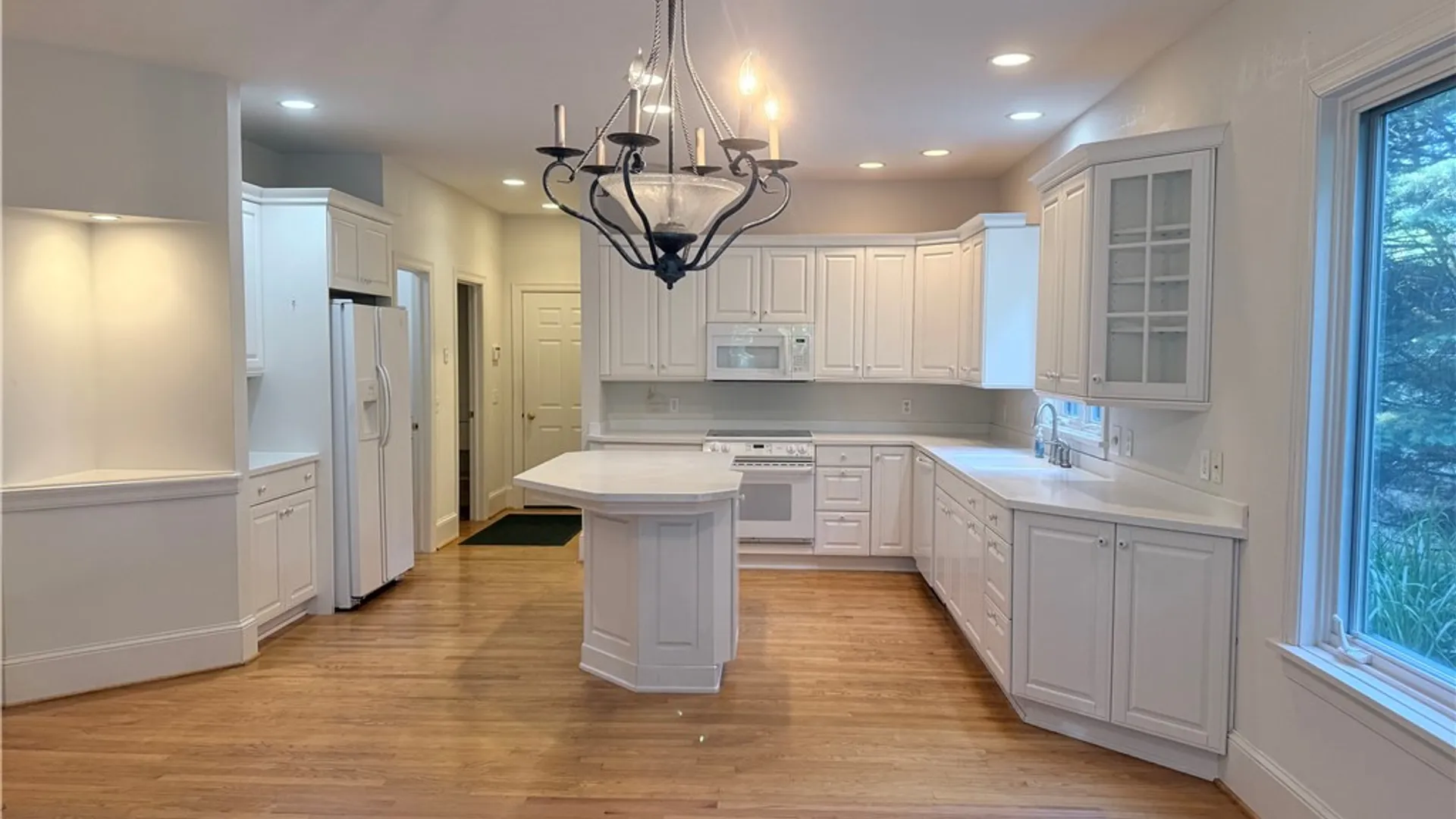 Property at 11 Harrington Drive, Perinton, NY 14450 3