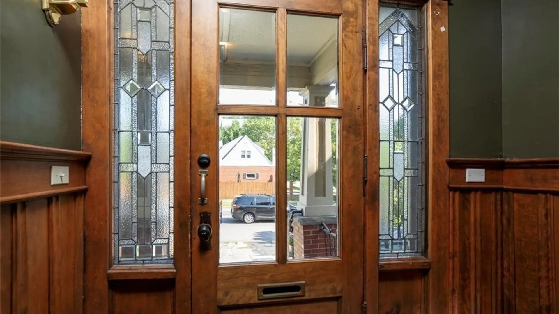 Property at 825 Forest Avenue, Buffalo, NY 14209 2
