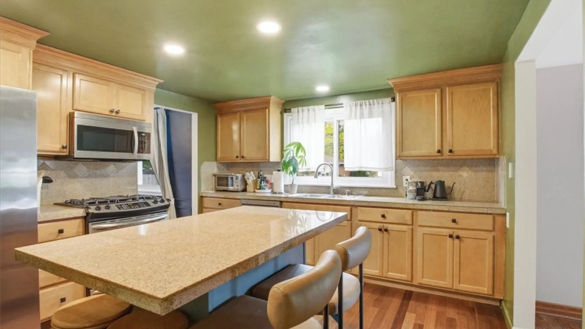 Property at 15 Telfair Drive, Amherst, NY 14221 13