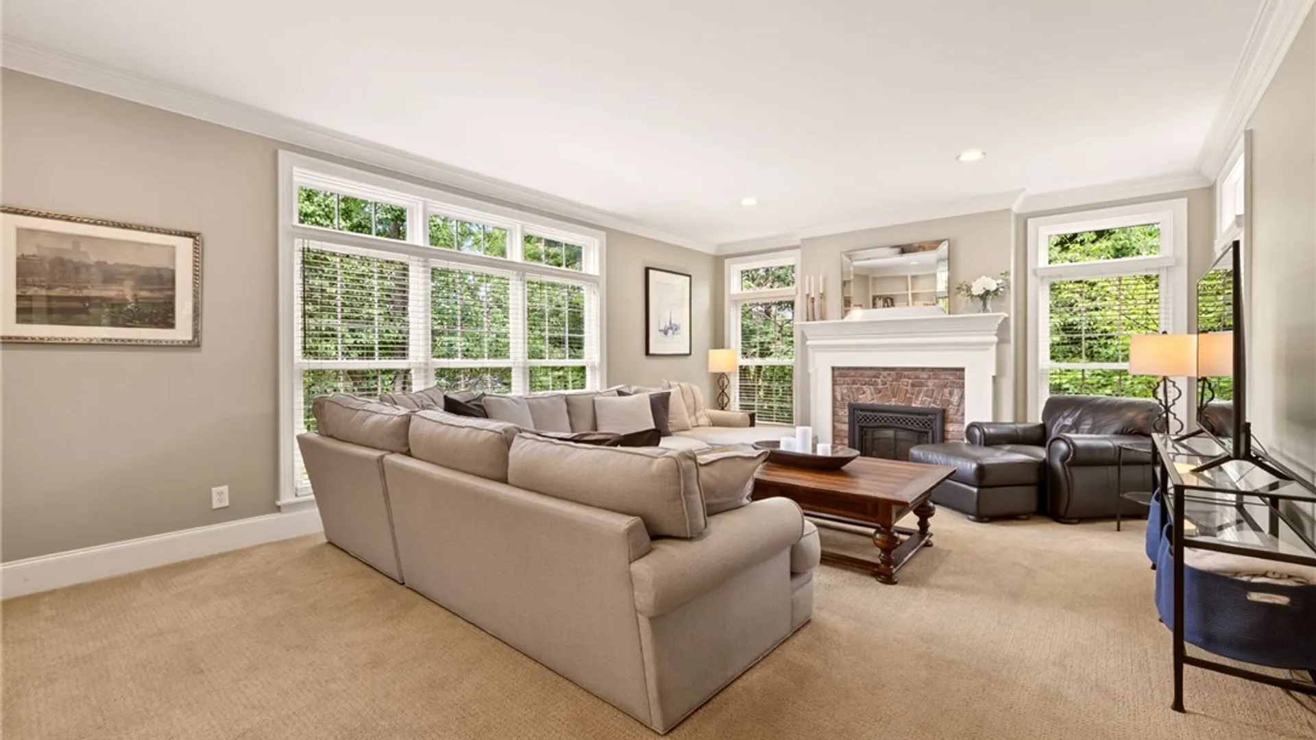 Property at 15 Sunrise Park, Pittsford, NY 14534 10