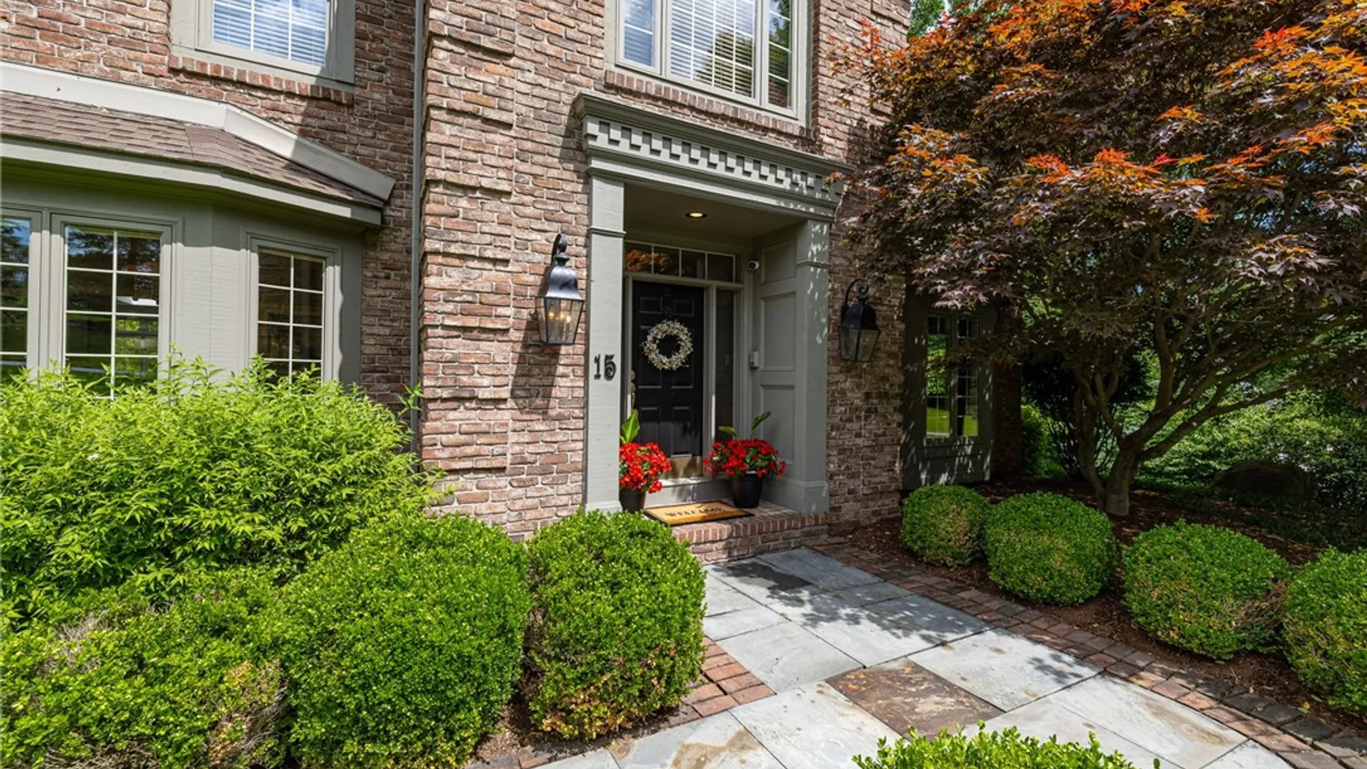 Property at 15 Sunrise Park, Pittsford, NY 14534 2