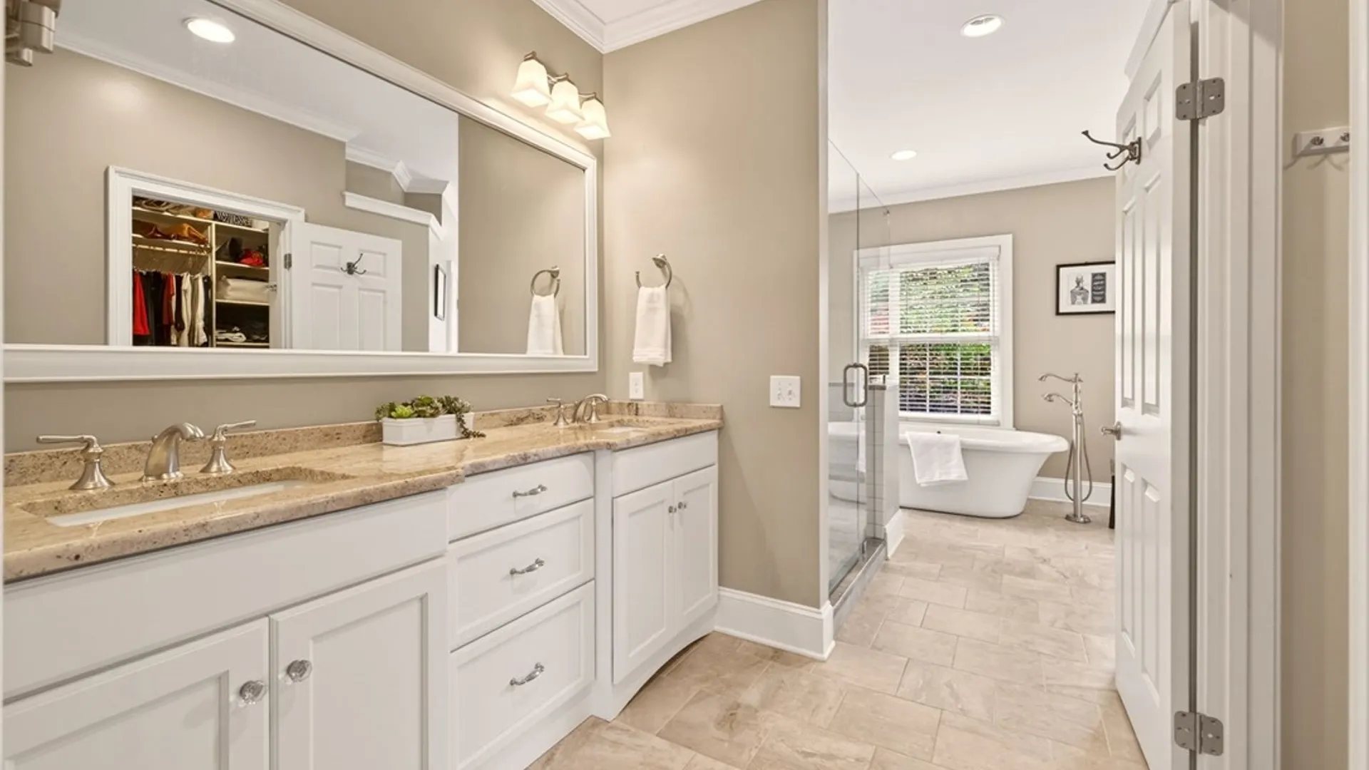 Property at 15 Sunrise Park, Pittsford, NY 14534 29