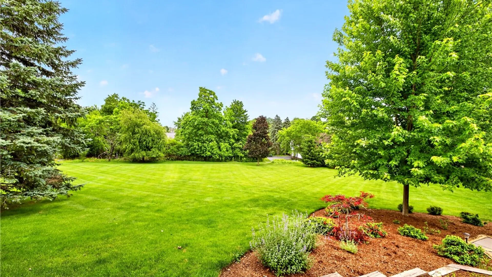 Property at 15 Sunrise Park, Pittsford, NY 14534 44