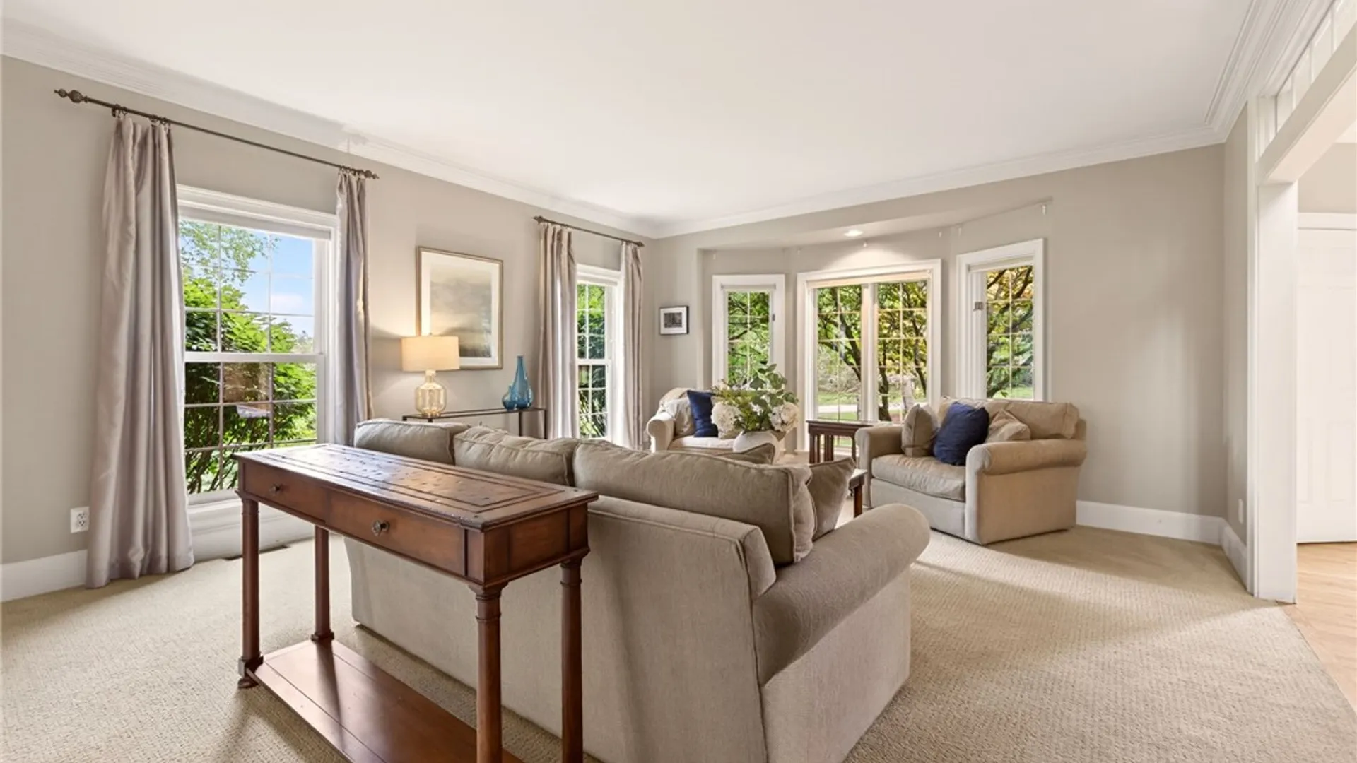 Property at 15 Sunrise Park, Pittsford, NY 14534 8