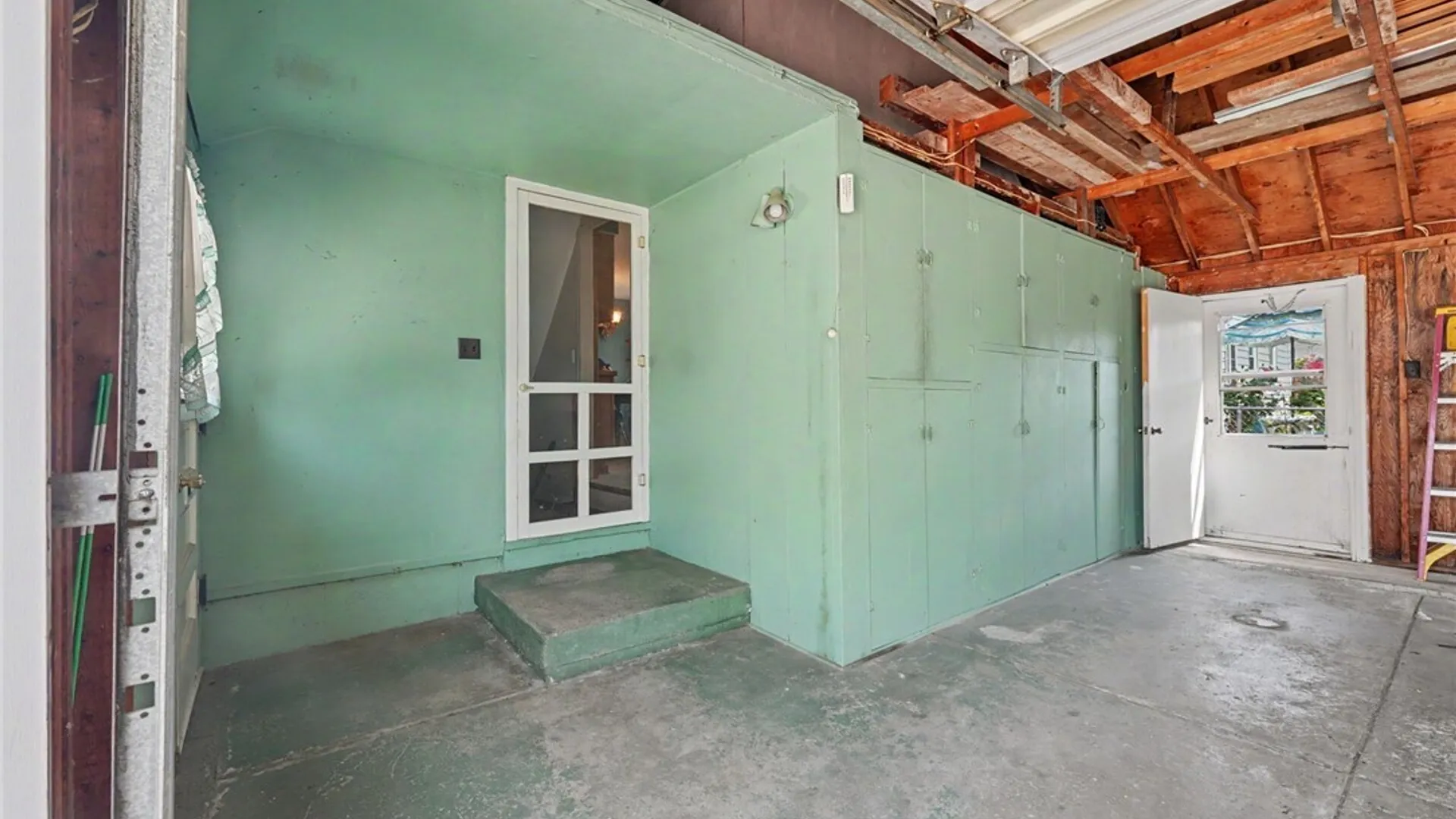 Property at 240 Blackstone Boulevard, Tonawanda, NY 14150 36