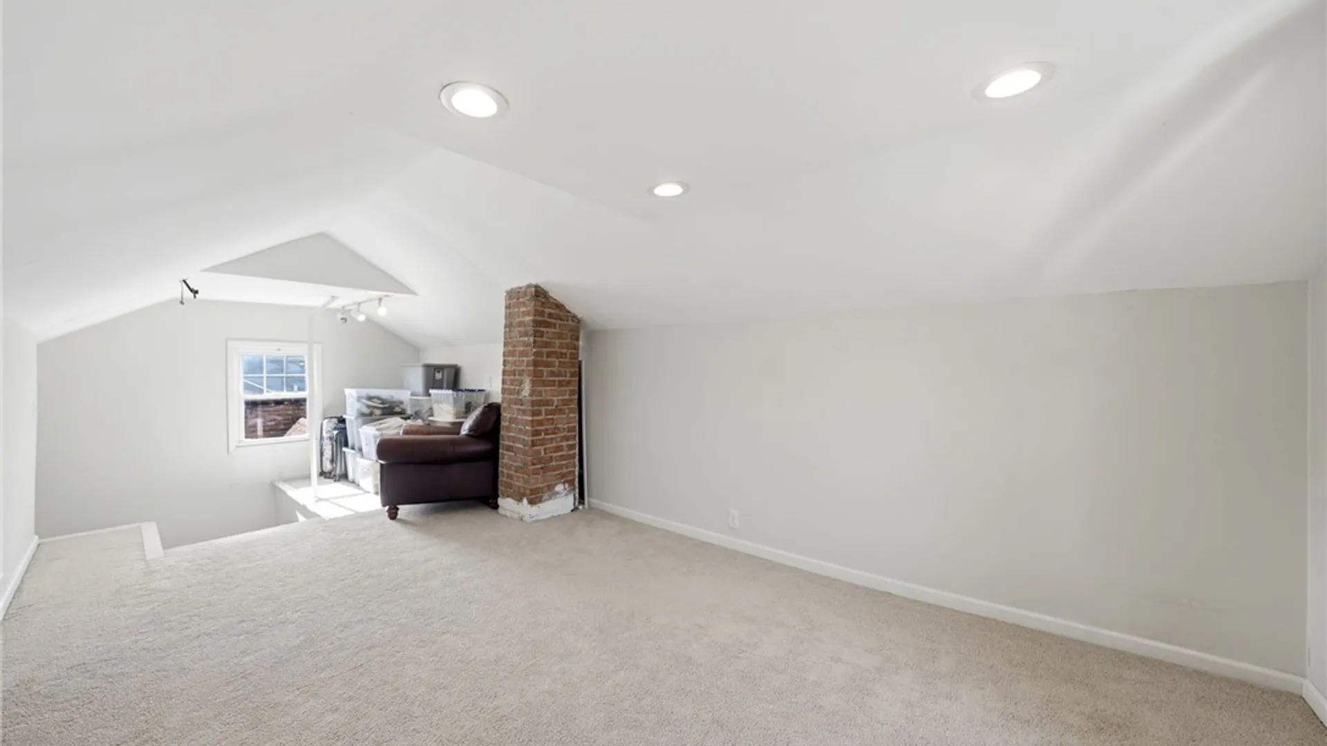 Property at 246 Linden Avenue, Buffalo, NY 14216 36