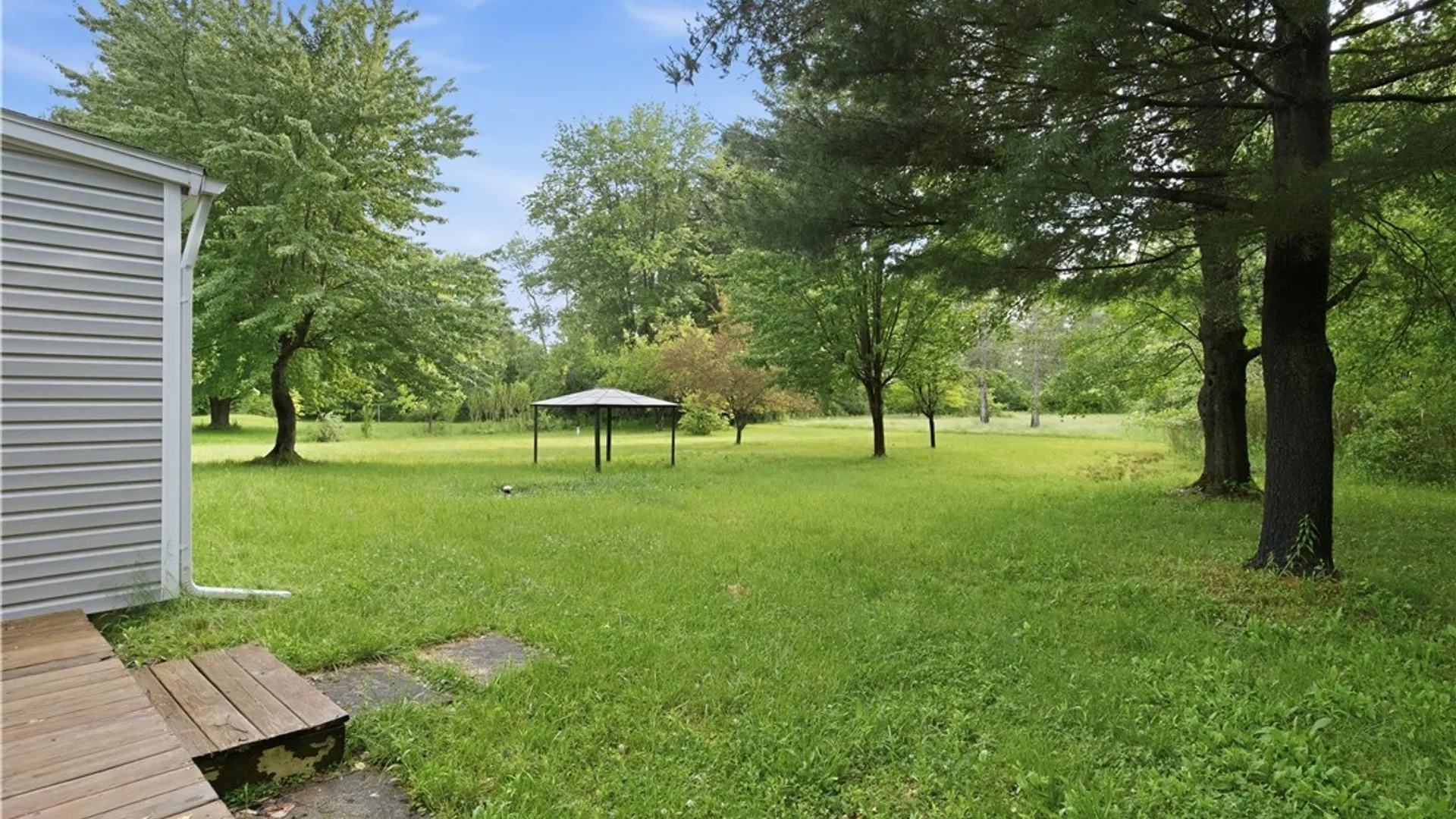 Property at 6993 Fly Road, DeWitt, NY 13057 4