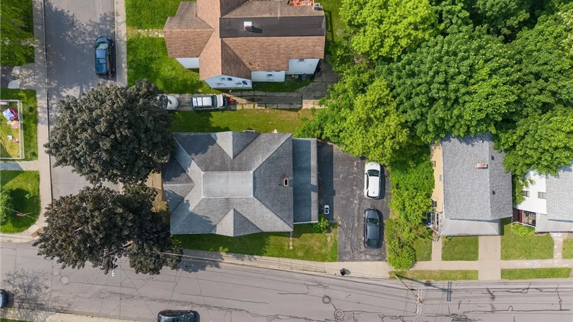 Property at 114 Ross Place, Auburn, NY 13021 19
