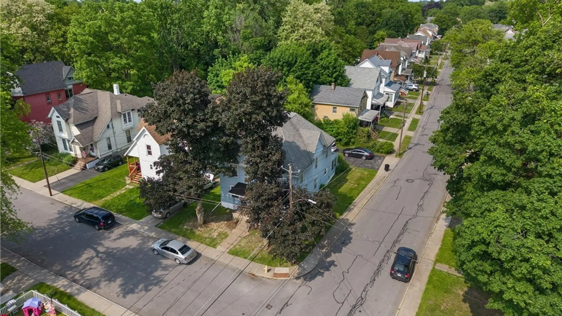 Property at 114 Ross Place, Auburn, NY 13021 22