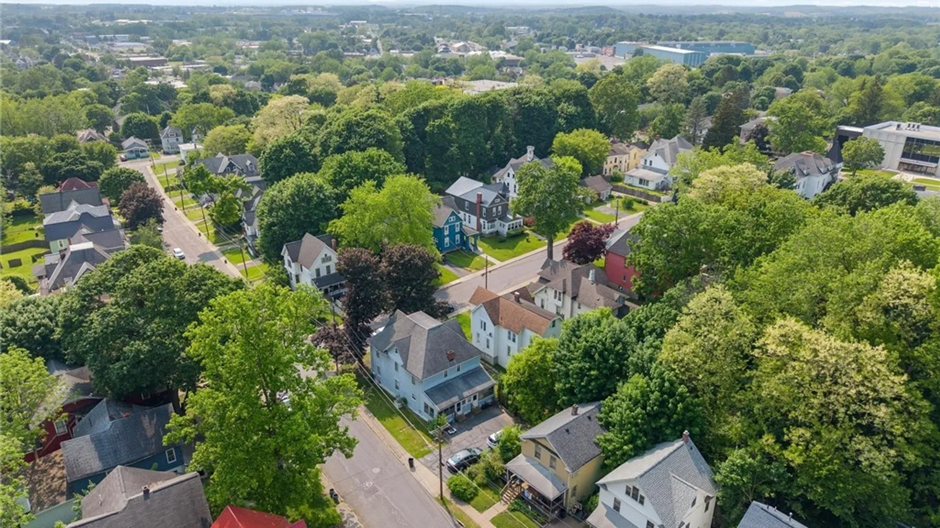 Property at 114 Ross Place, Auburn, NY 13021 25
