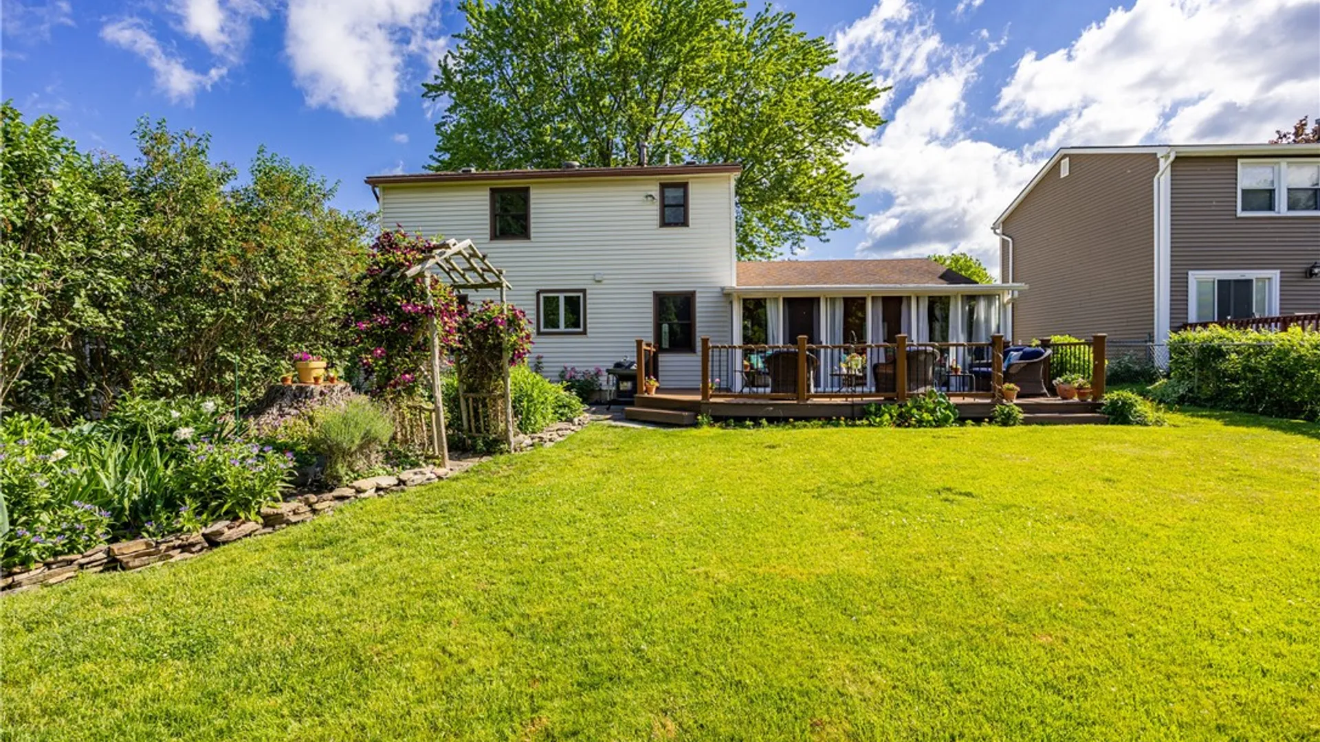 Property at 123 Woodsong Lane, Greece, NY 14612 31