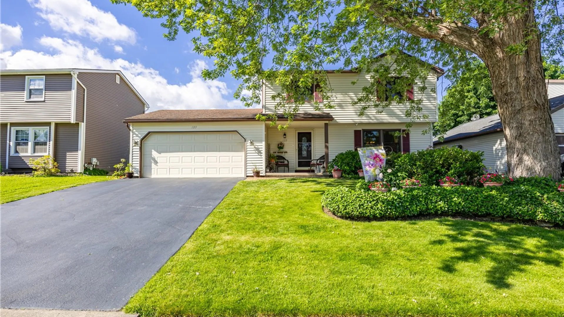 Property at 123 Woodsong Lane, Greece, NY 14612 39