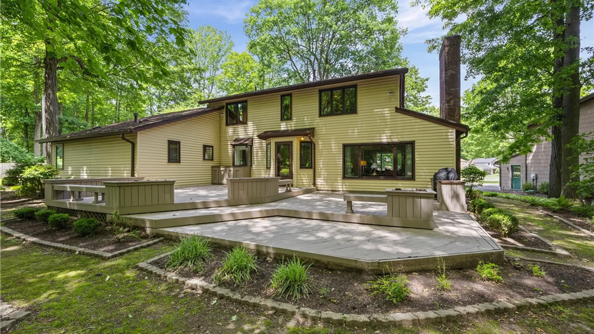 Property at 54 Larkwood Dr, Greece, NY 14626 43