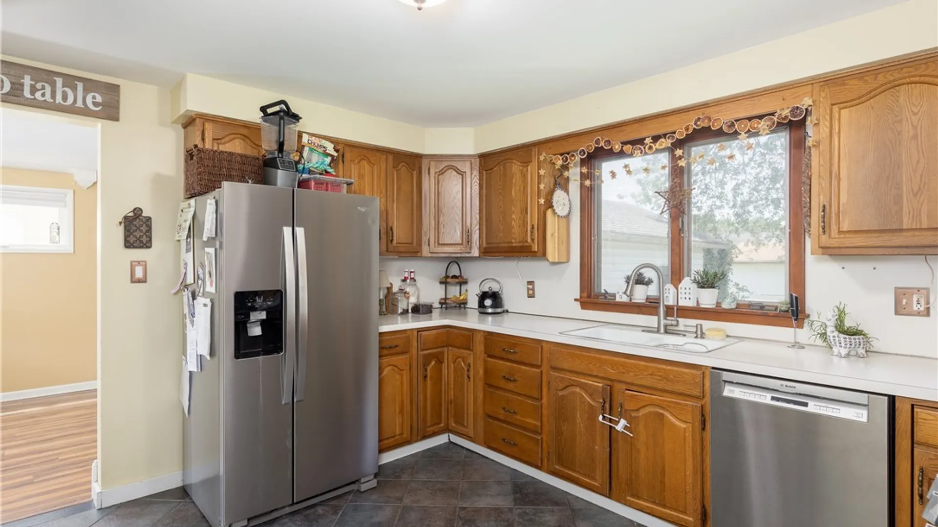 Property at 60 Ledyard Avenue, Cheektowaga, NY 14043 5